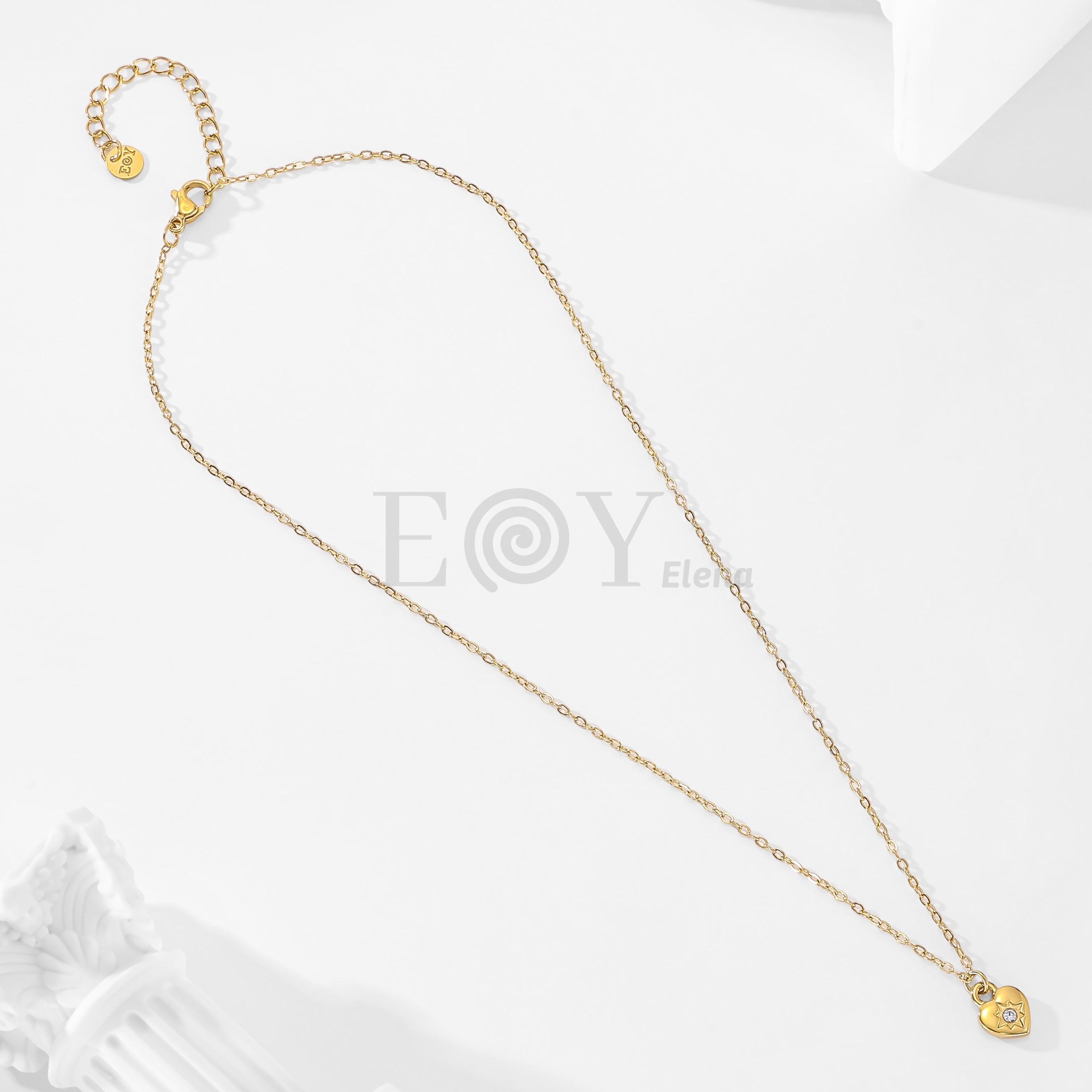 Collar candado corazón con ojo