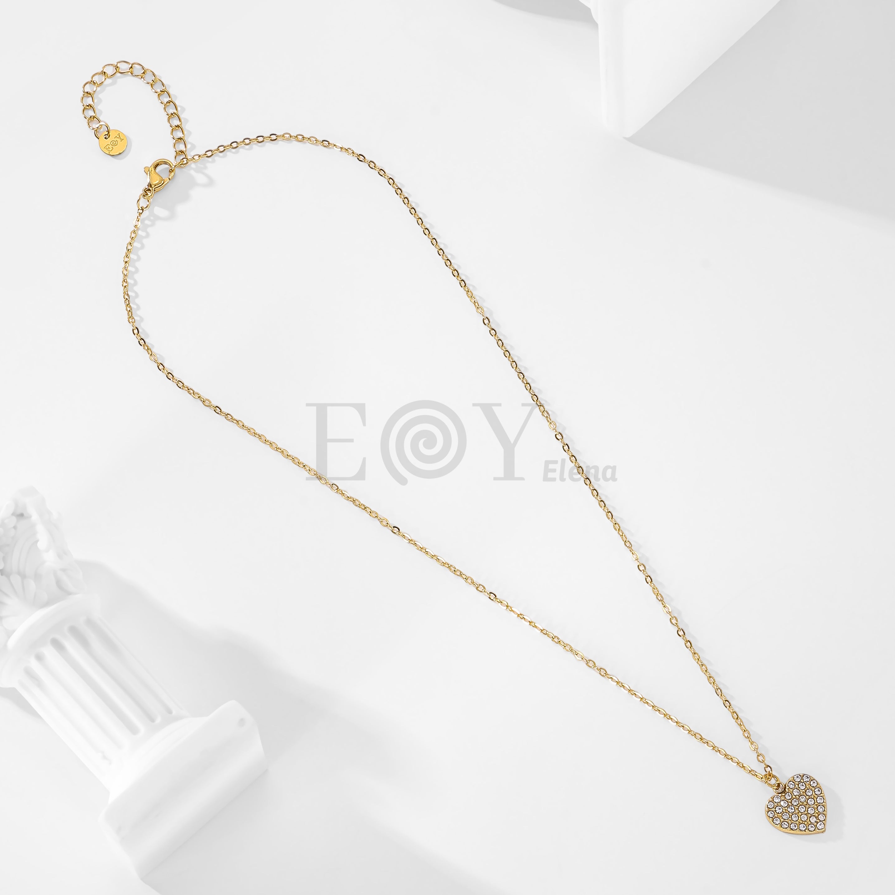Collar corazón con circonitas
