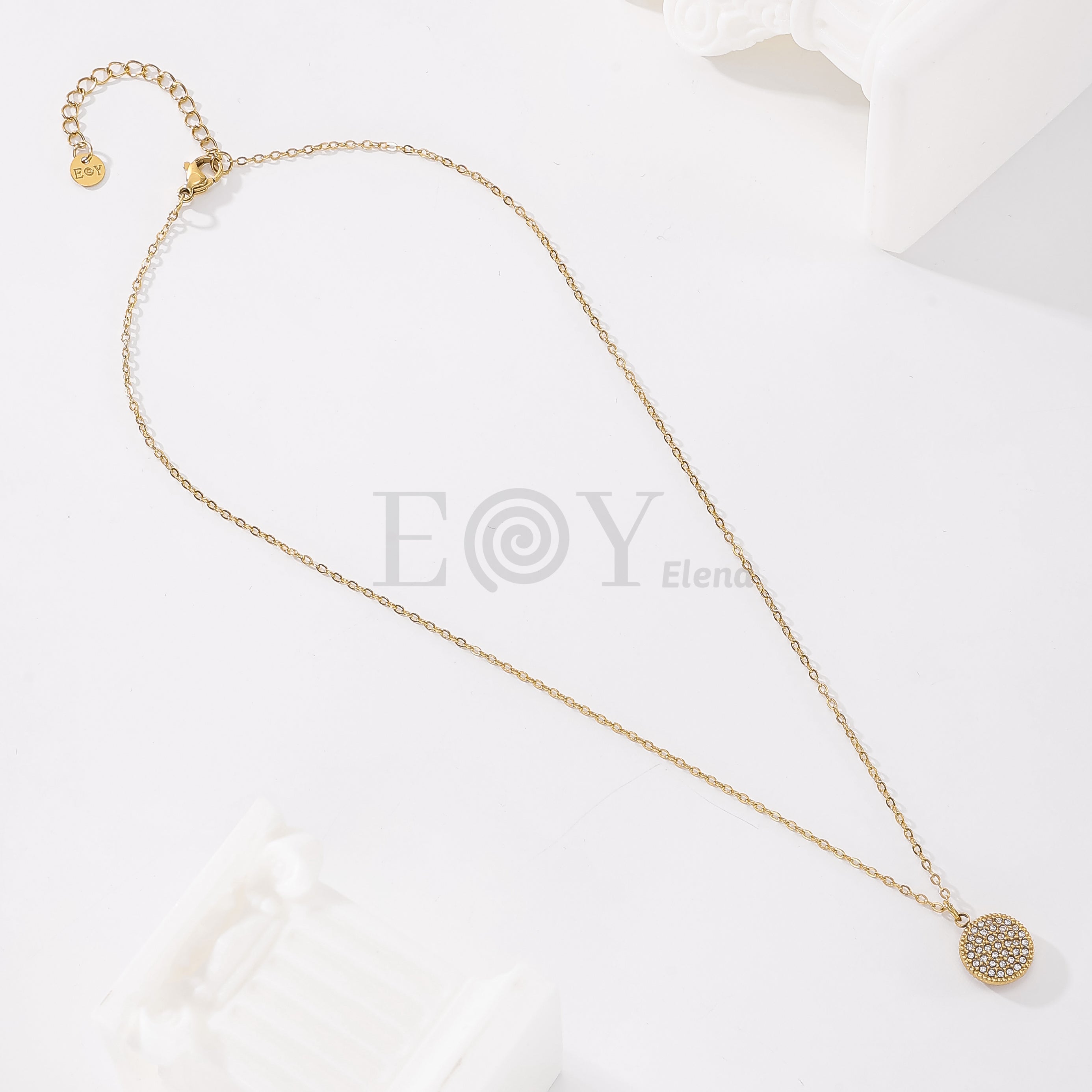 Collar chapa circonitas