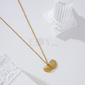Collar con doble concha acero