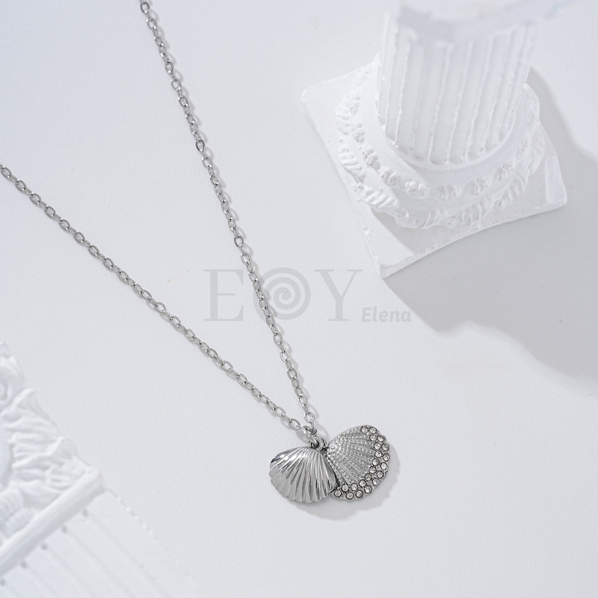 Collar con doble concha acero