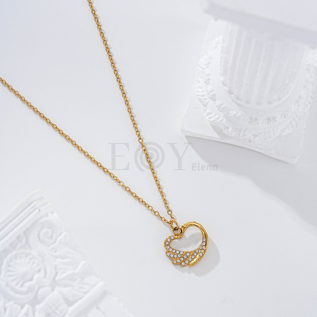 Collar corazón ala circonitas acero