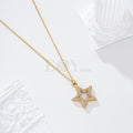 Collar estrella circonitas acero