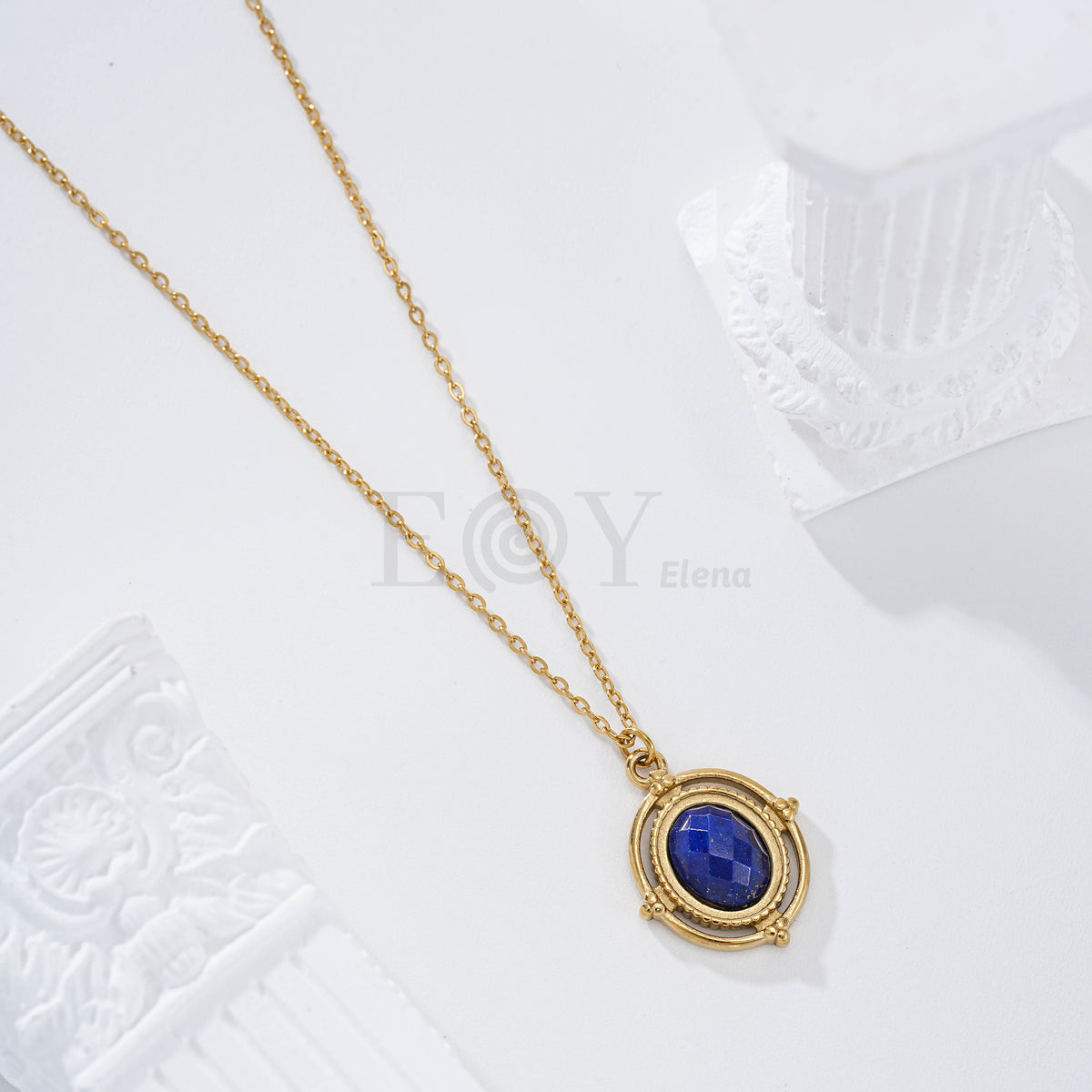 Collar con piedra color
