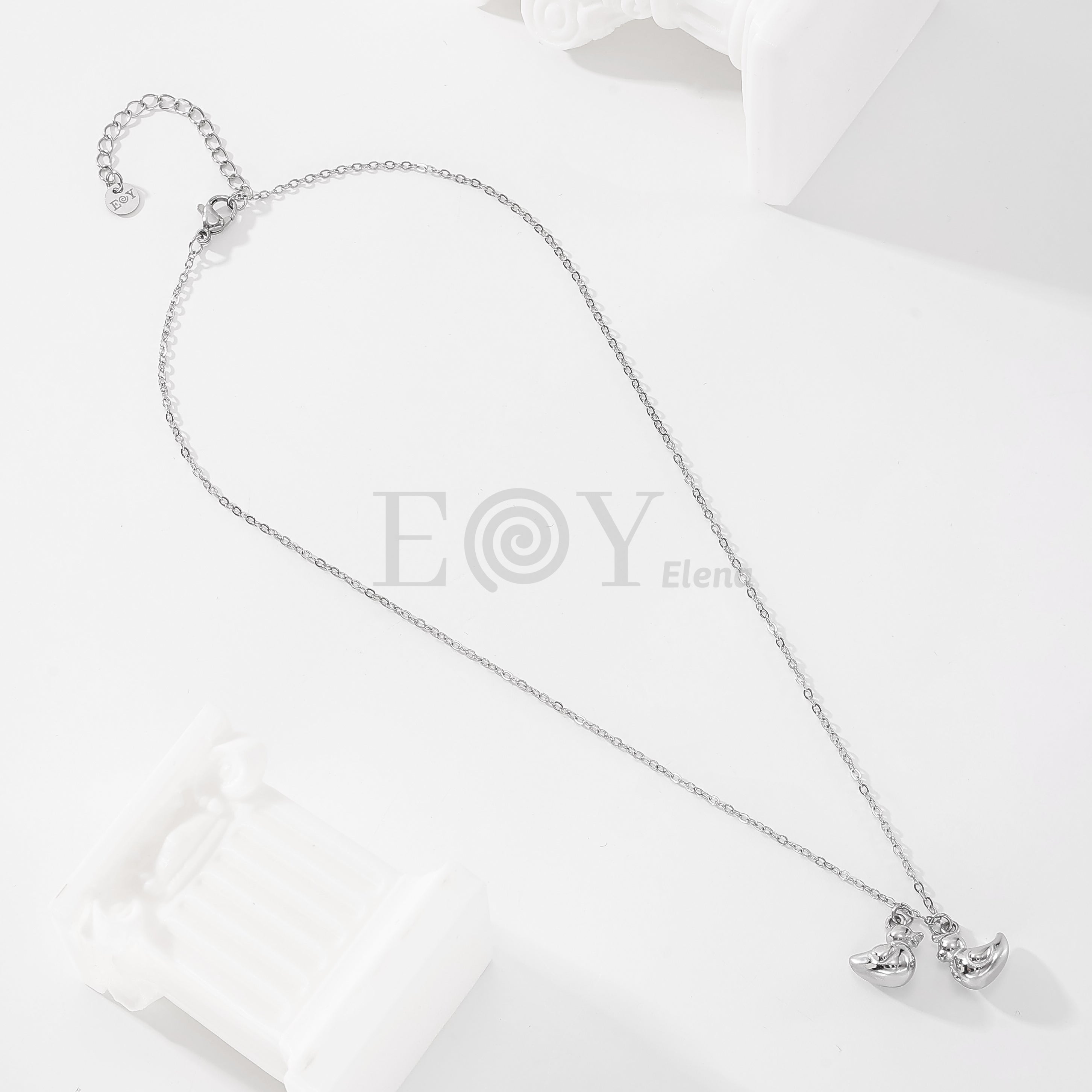 Collar de dos patos