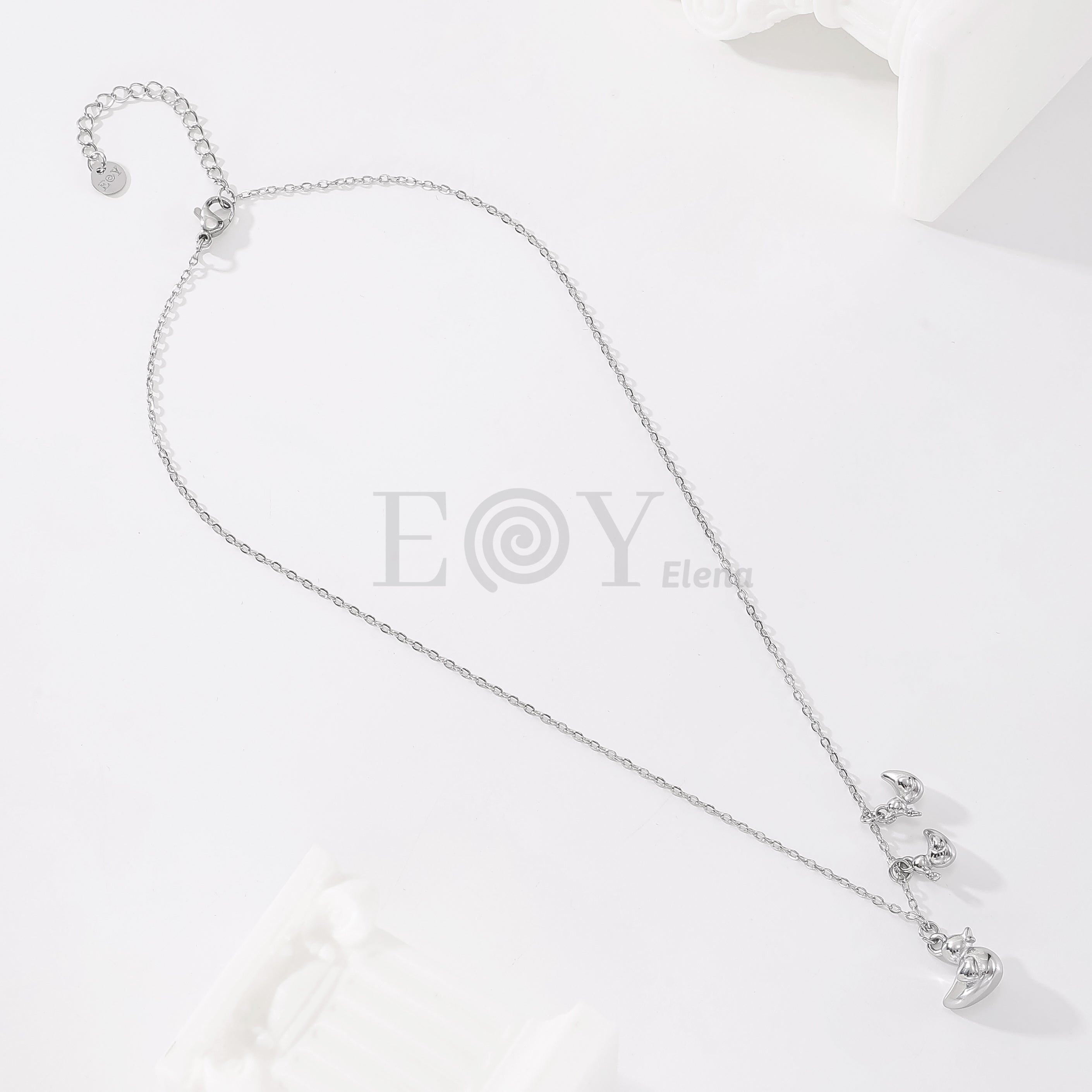Collar de tres patos