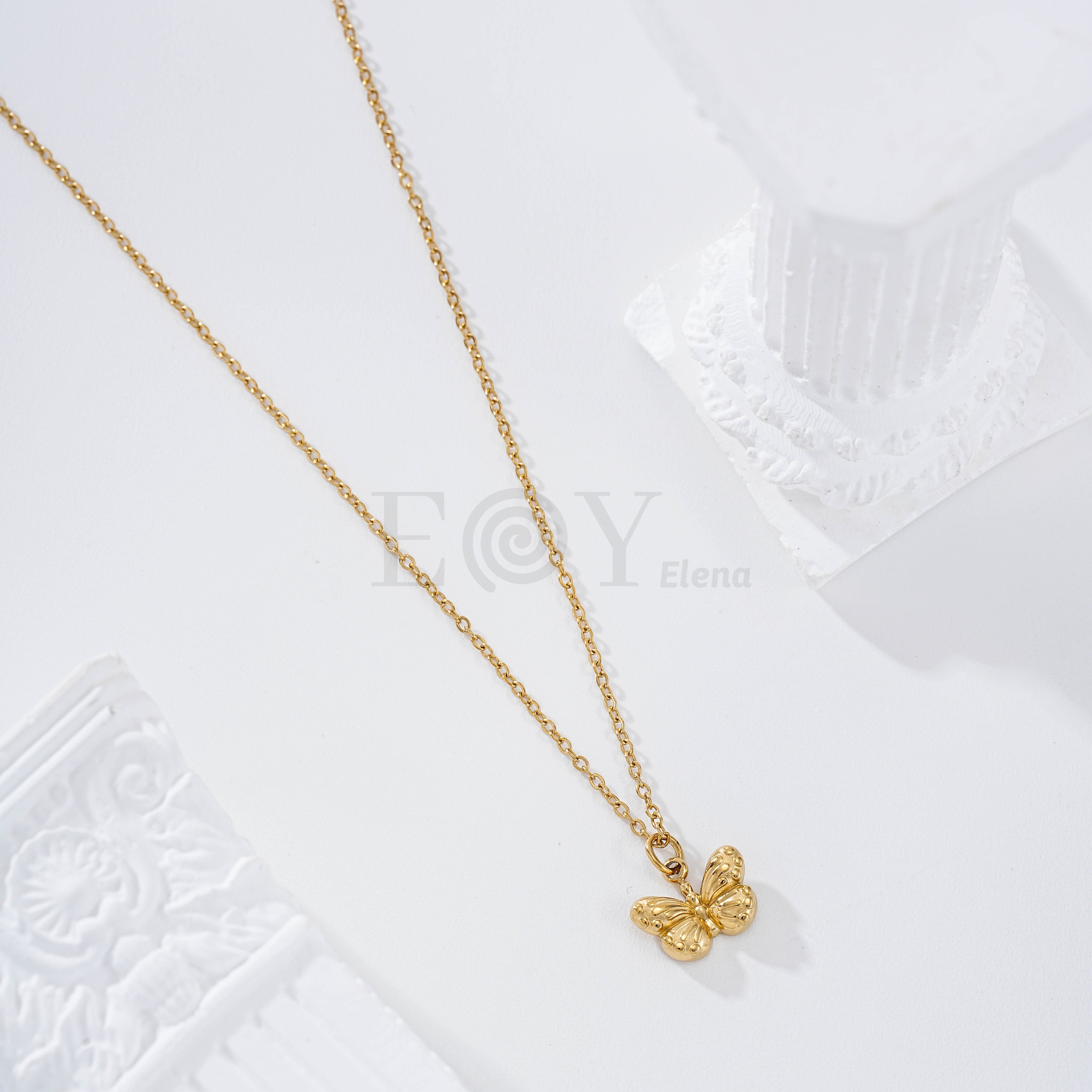 Collar mariposa acero