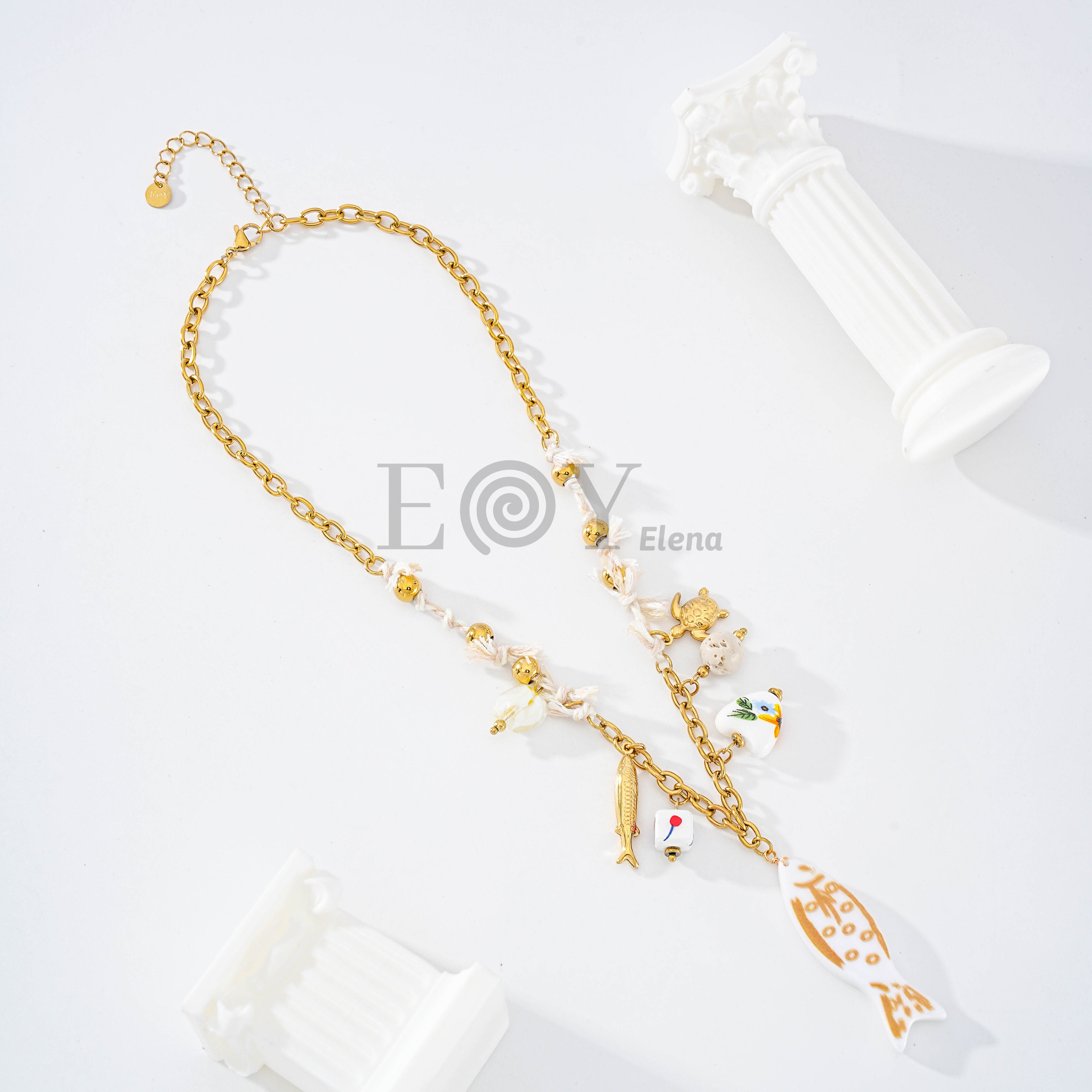 Collar pez y charms marinos