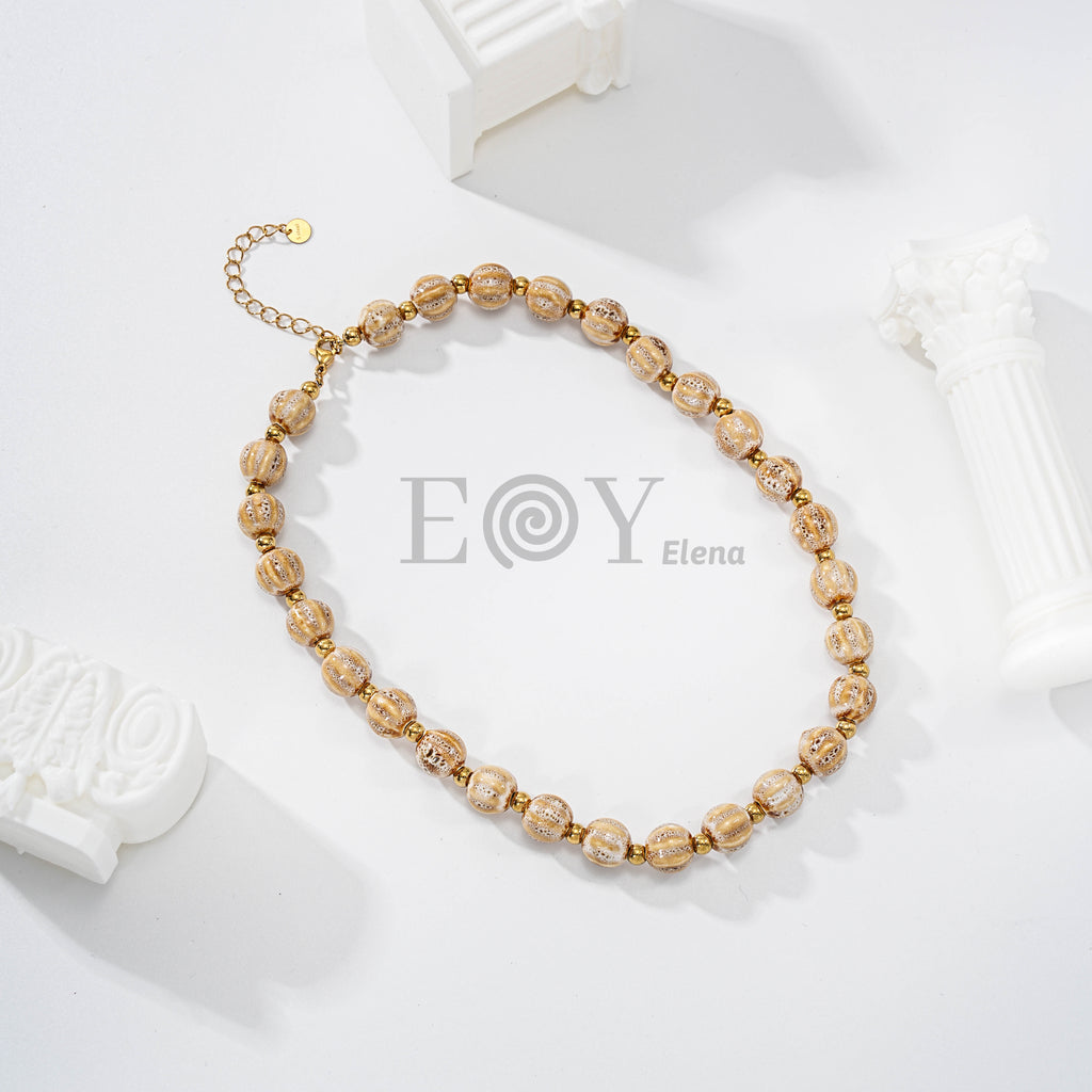 Collar de bolas colores