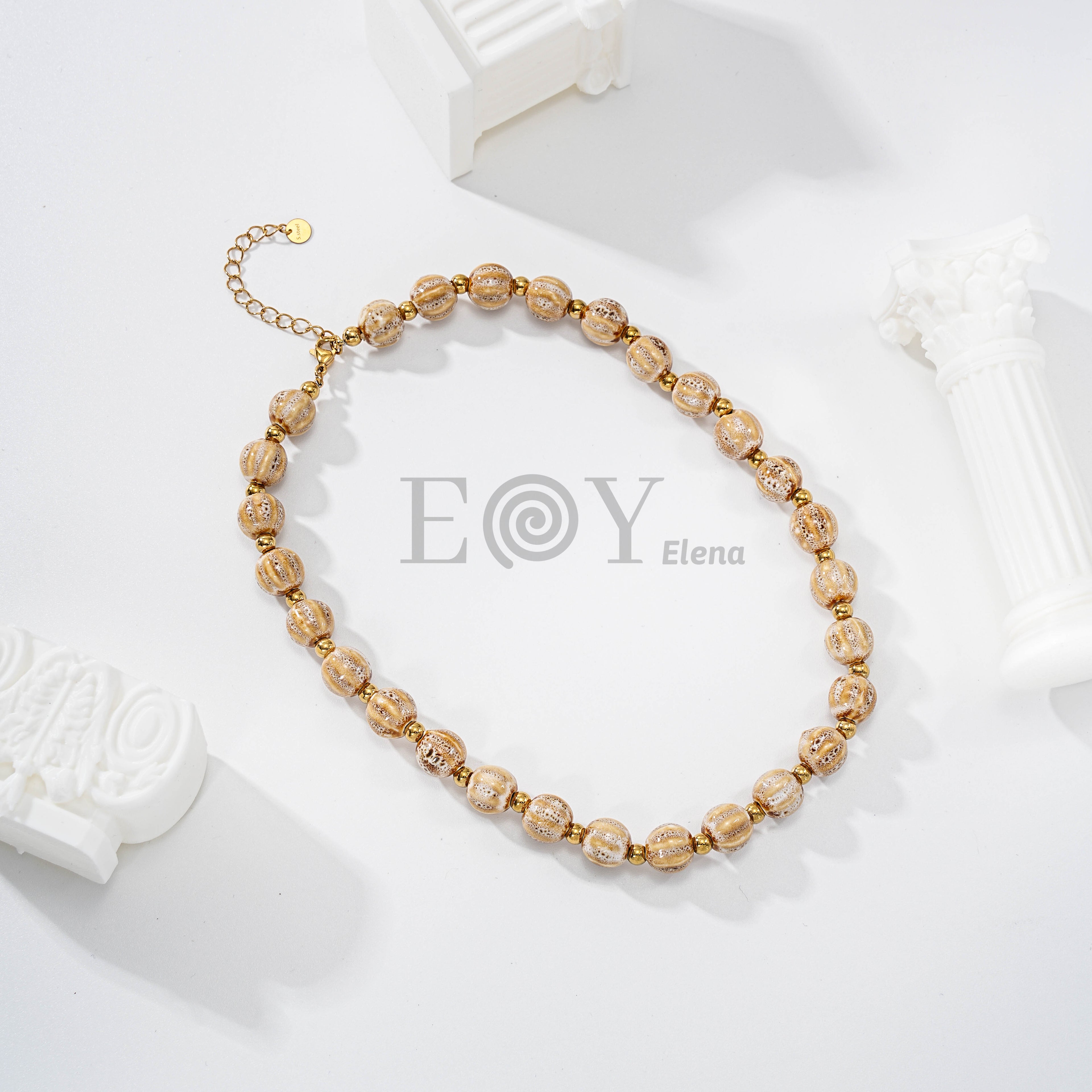 Collar de bolas colores