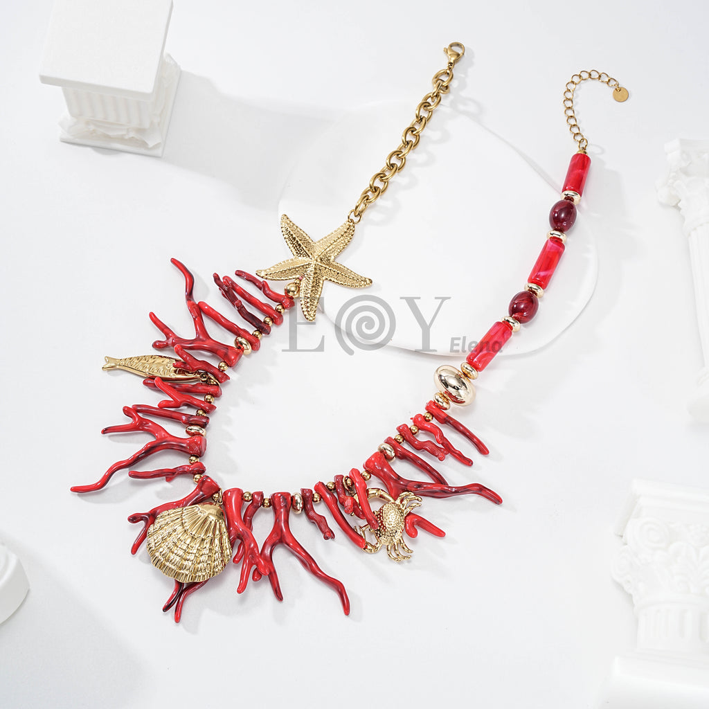 Collar de acero y resina con charms marinos