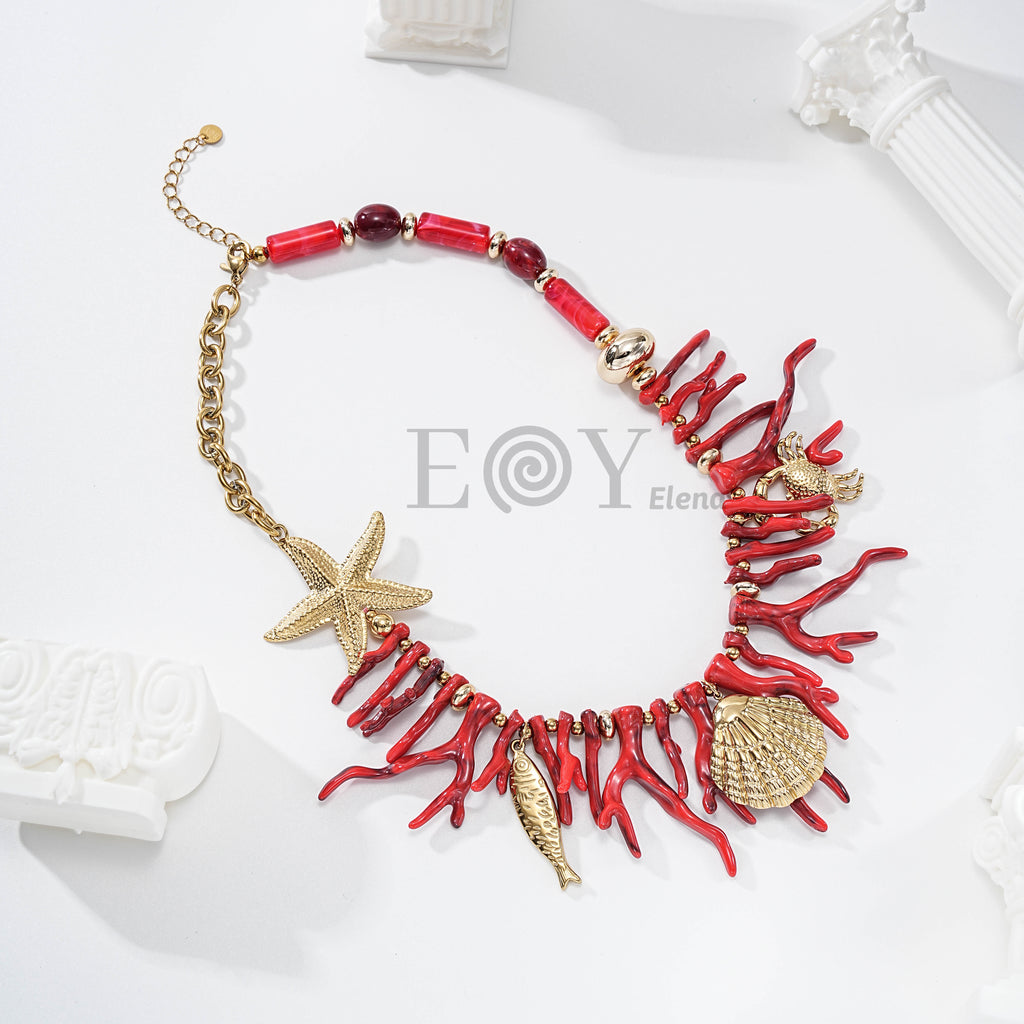 Collar de acero y resina con charms marinos