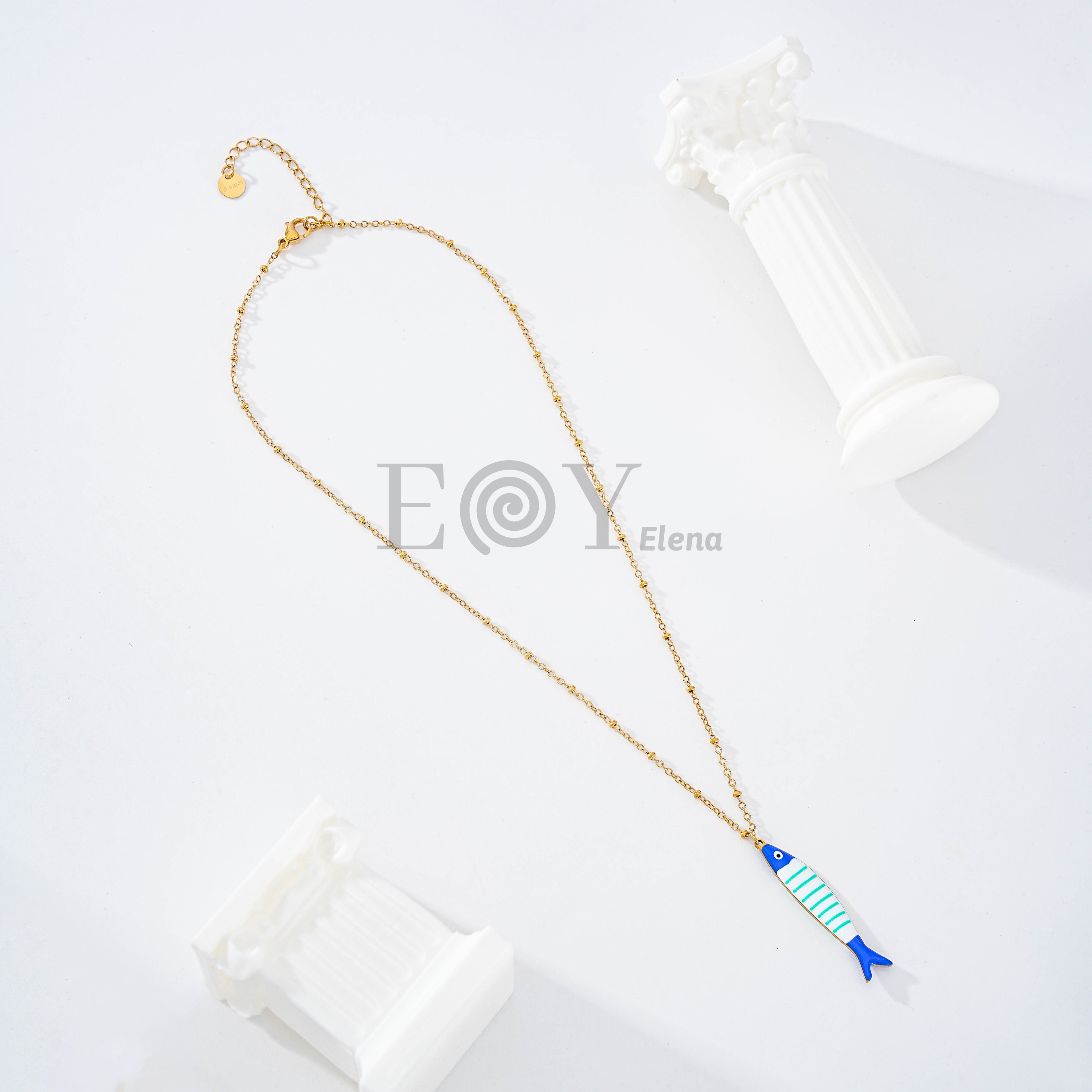 Collar pez alargado color