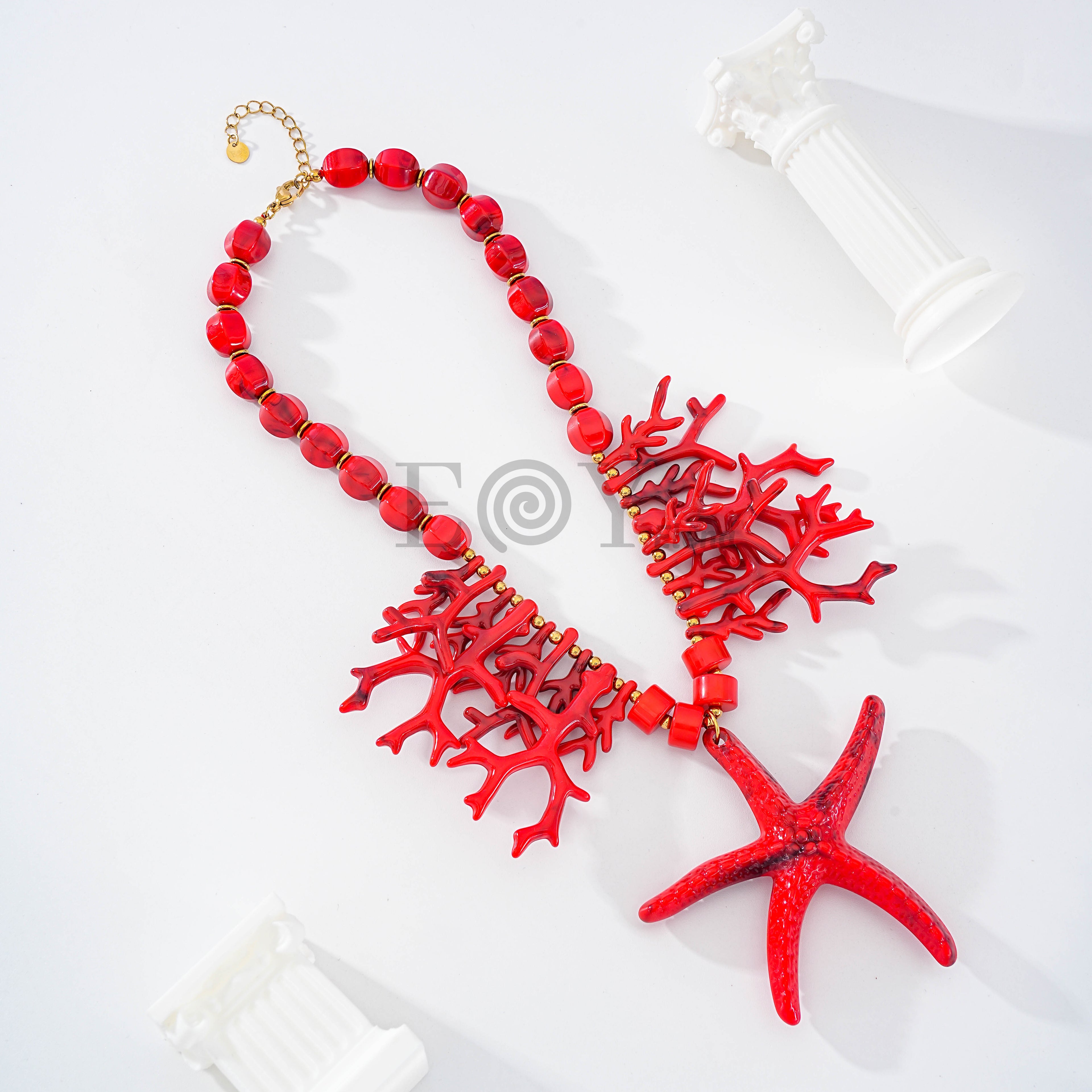 Collares colors con estrella de mar y corales
