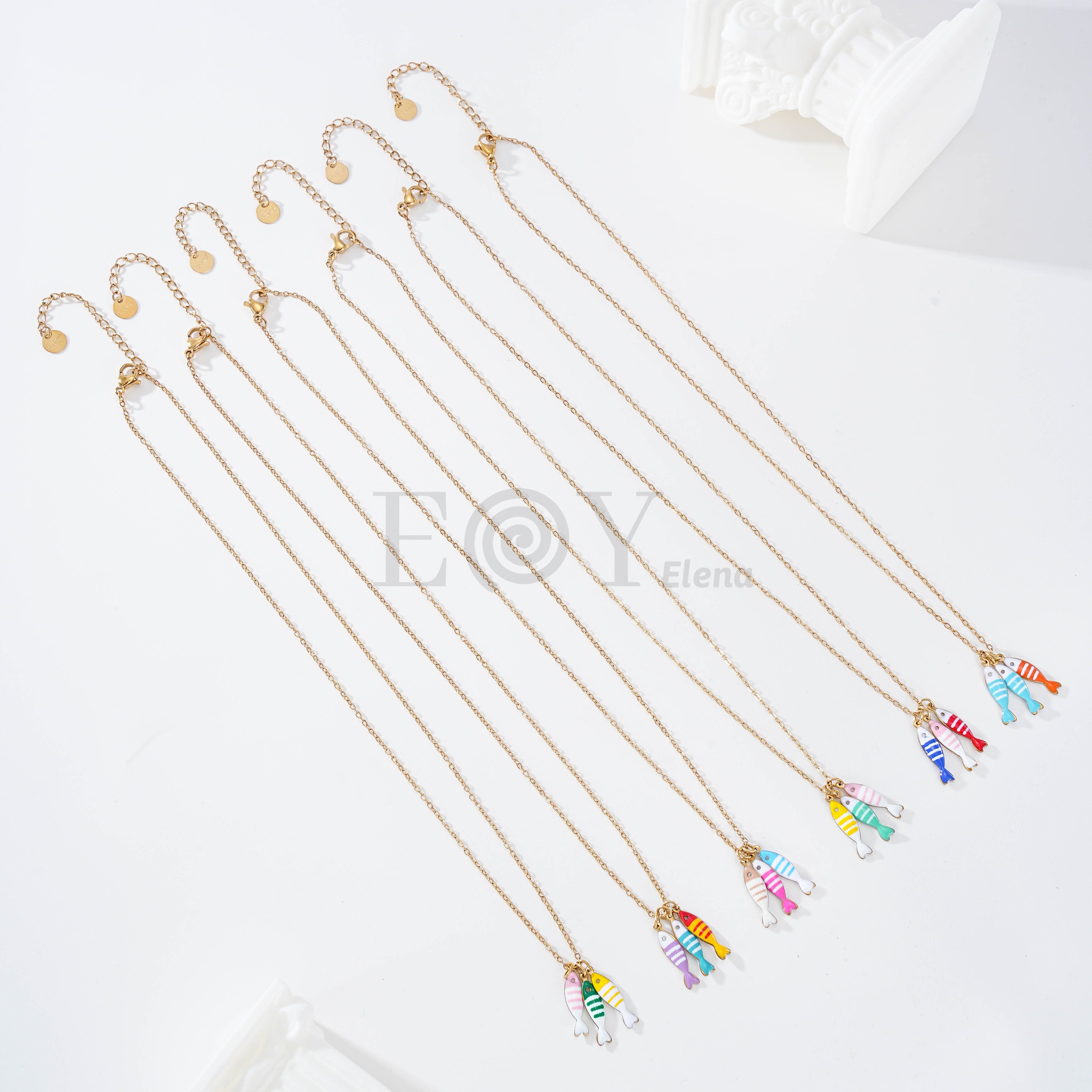 Collar triple pez colores