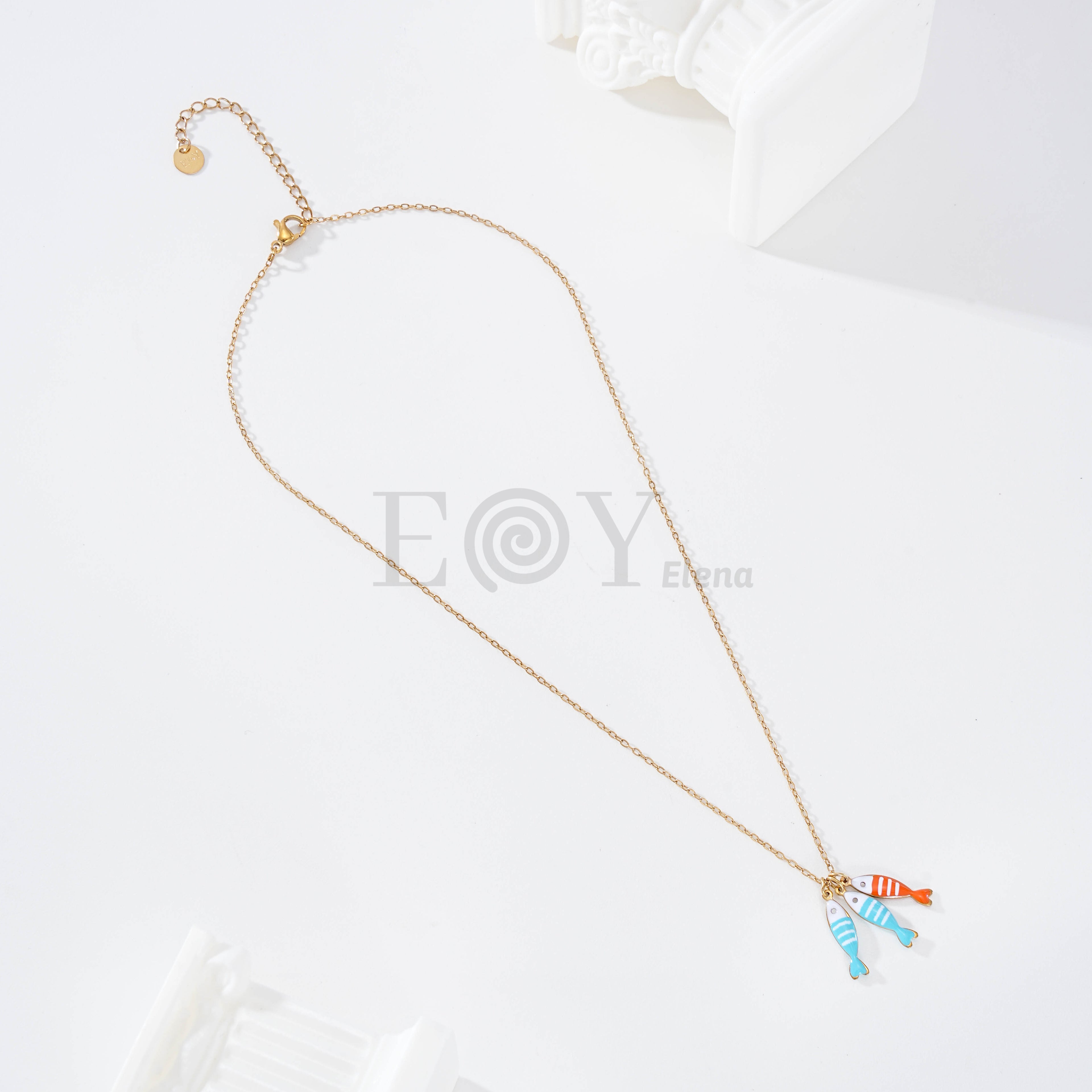 Collar triple pez colores