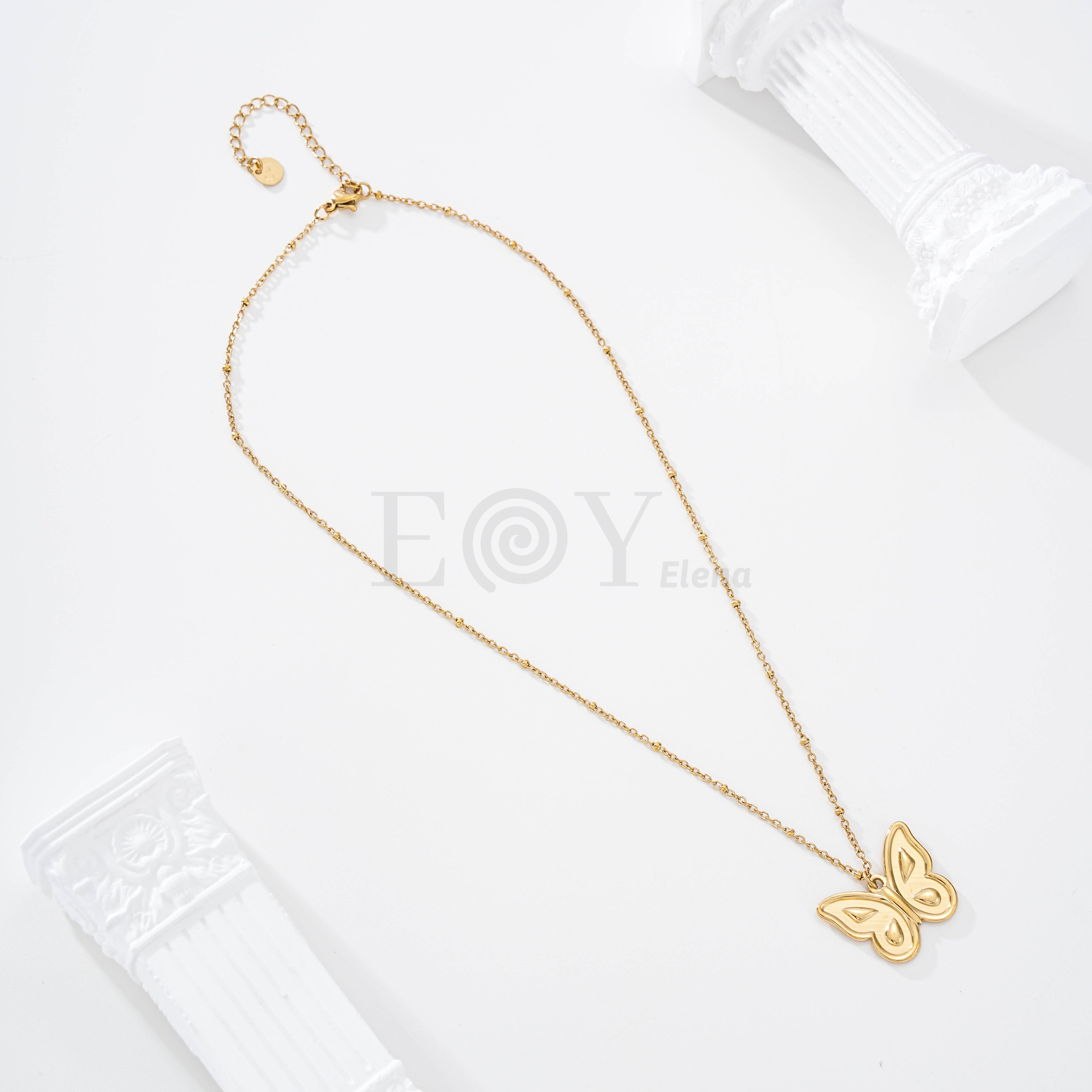 Collar mariposa