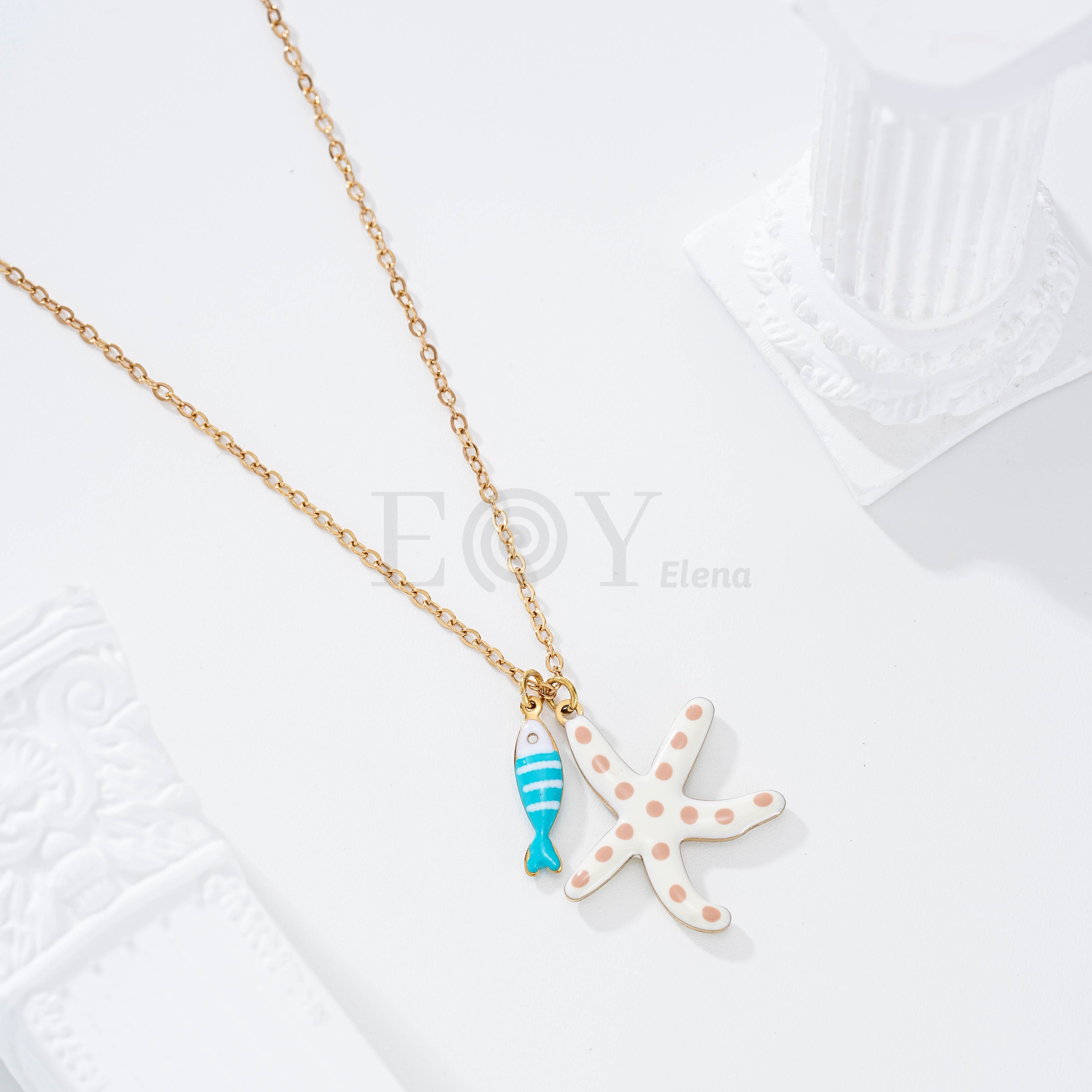 Collar estrella de mar lunares y pez raya color