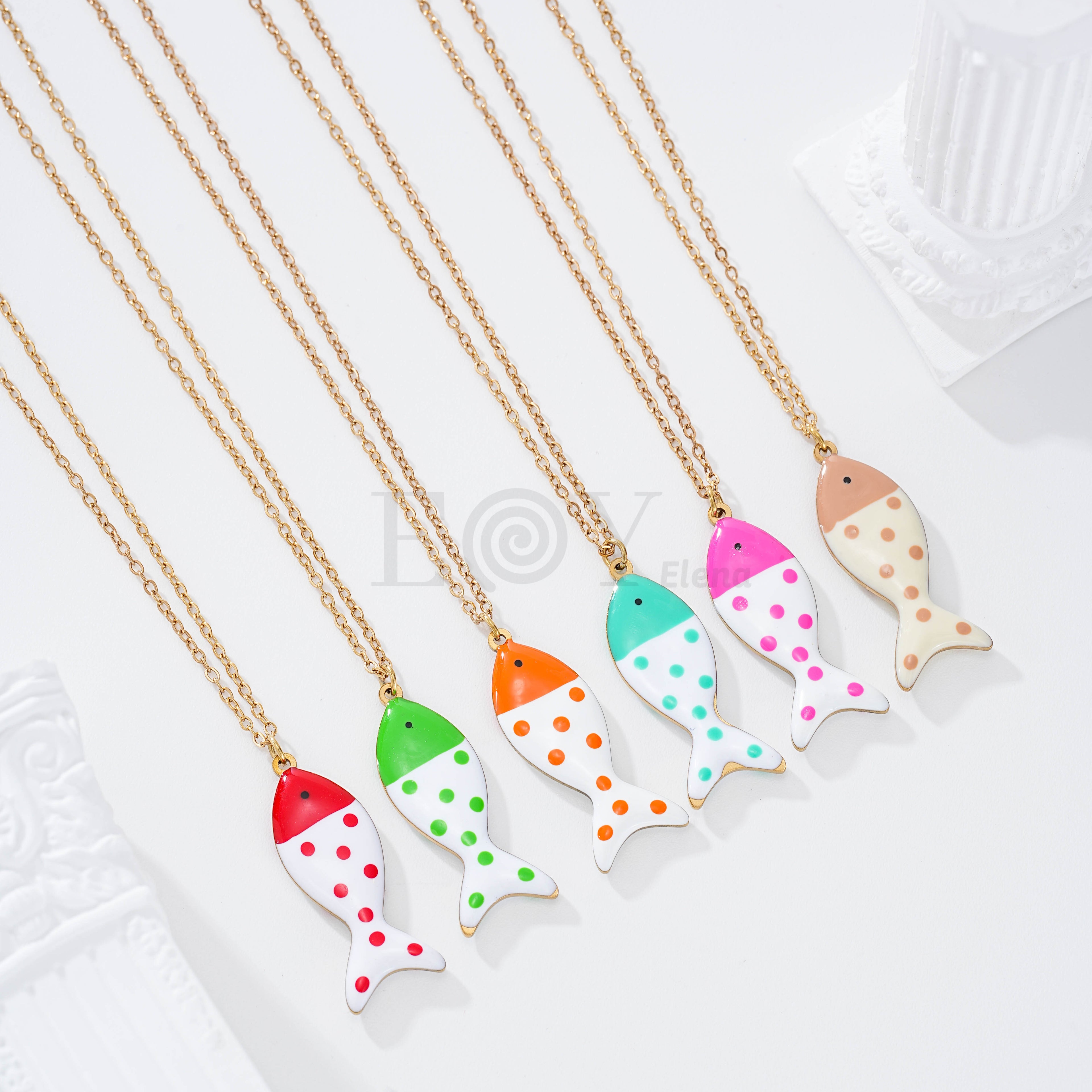 Collar pez lunares