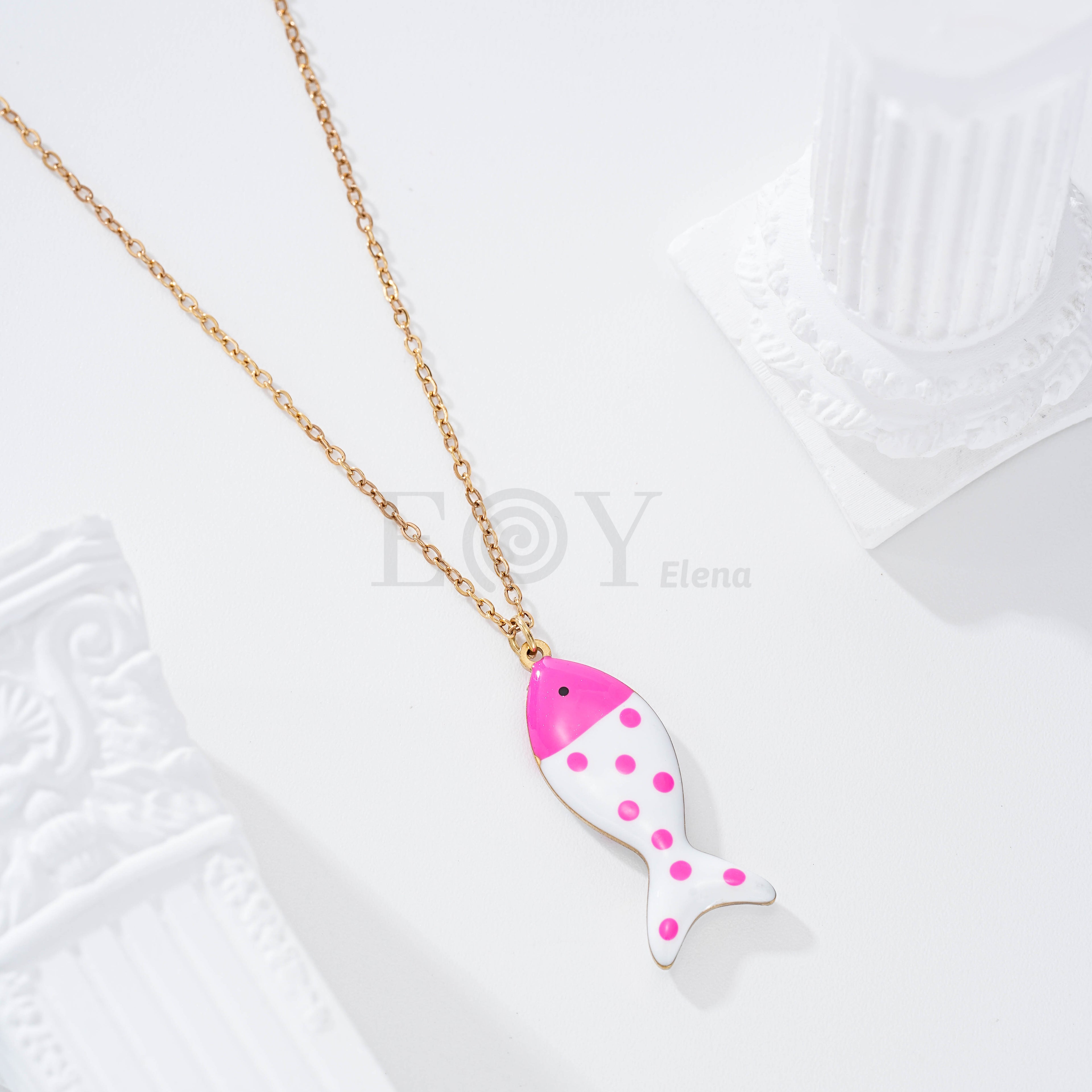 Collar pez lunares