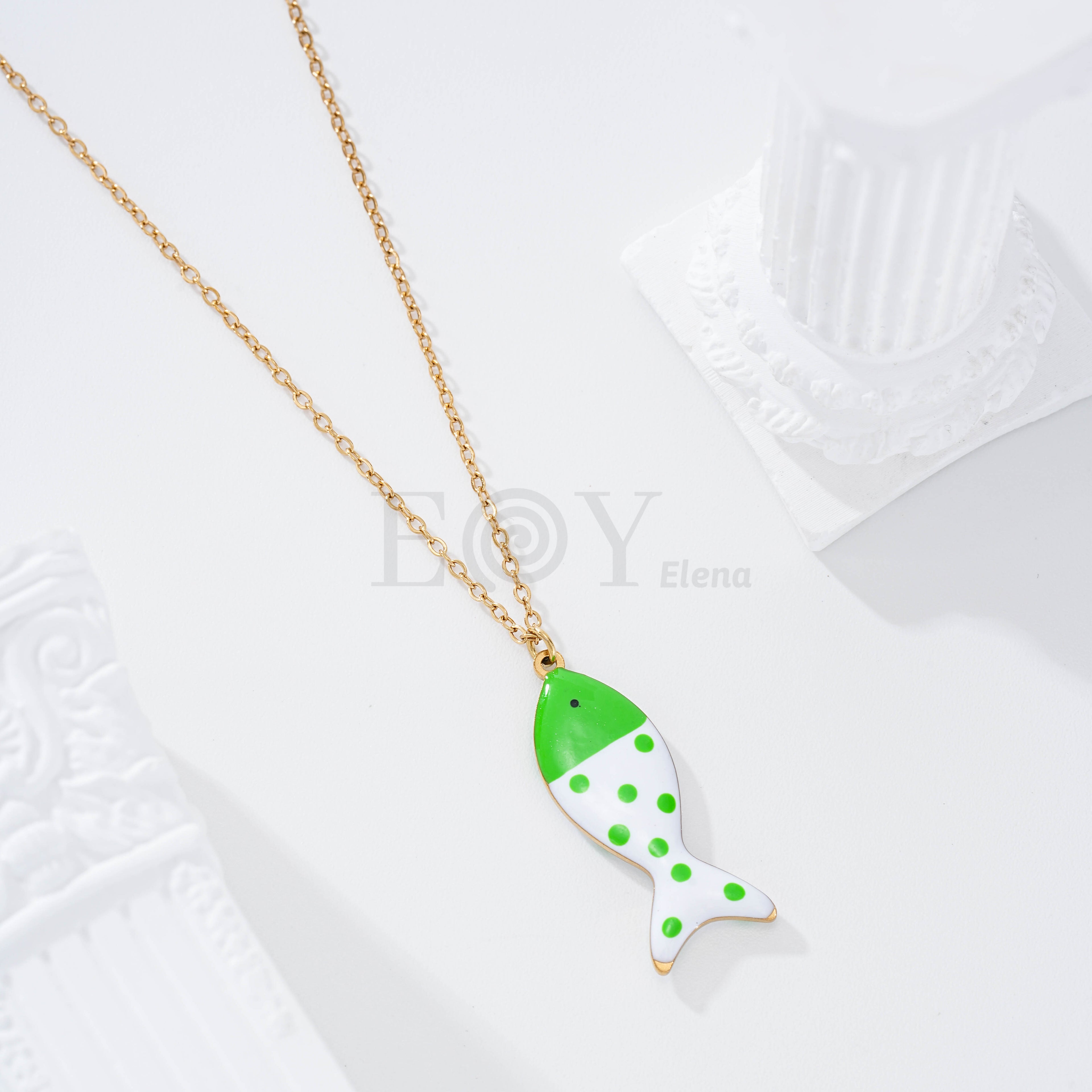 Collar pez lunares