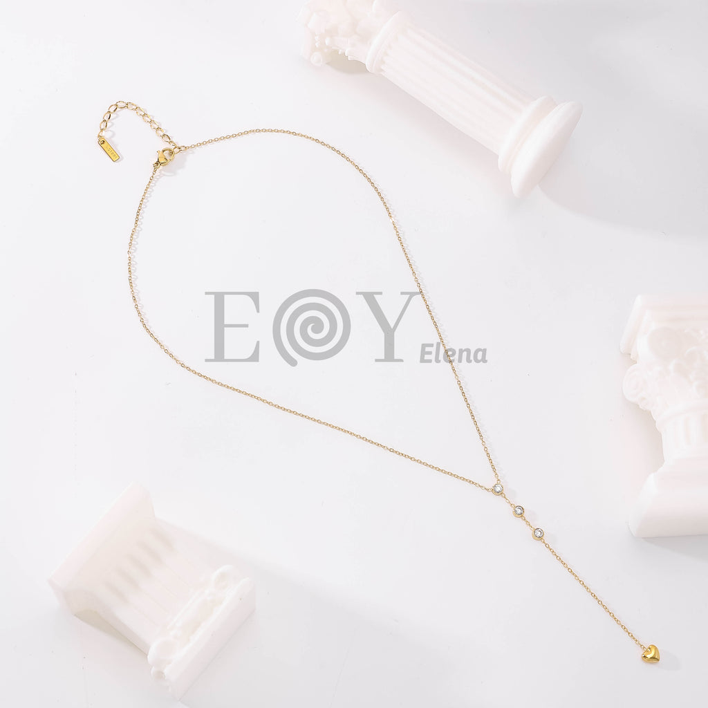 Collar Largo Y con Circonitas y Corazón de Acero Inoxidable Dorado