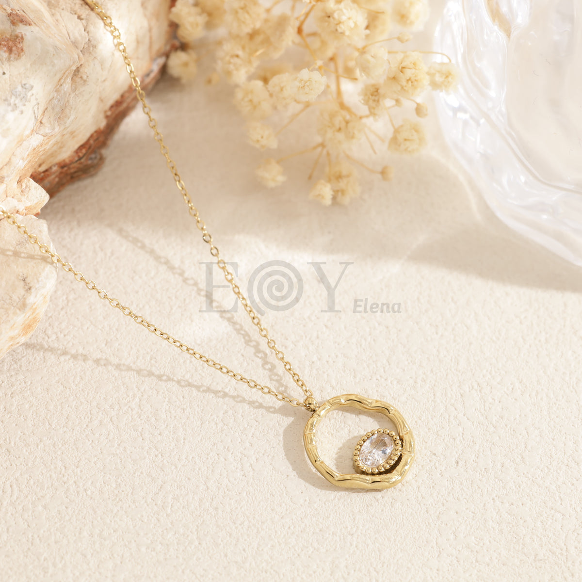 Collar con aro y circonita acero