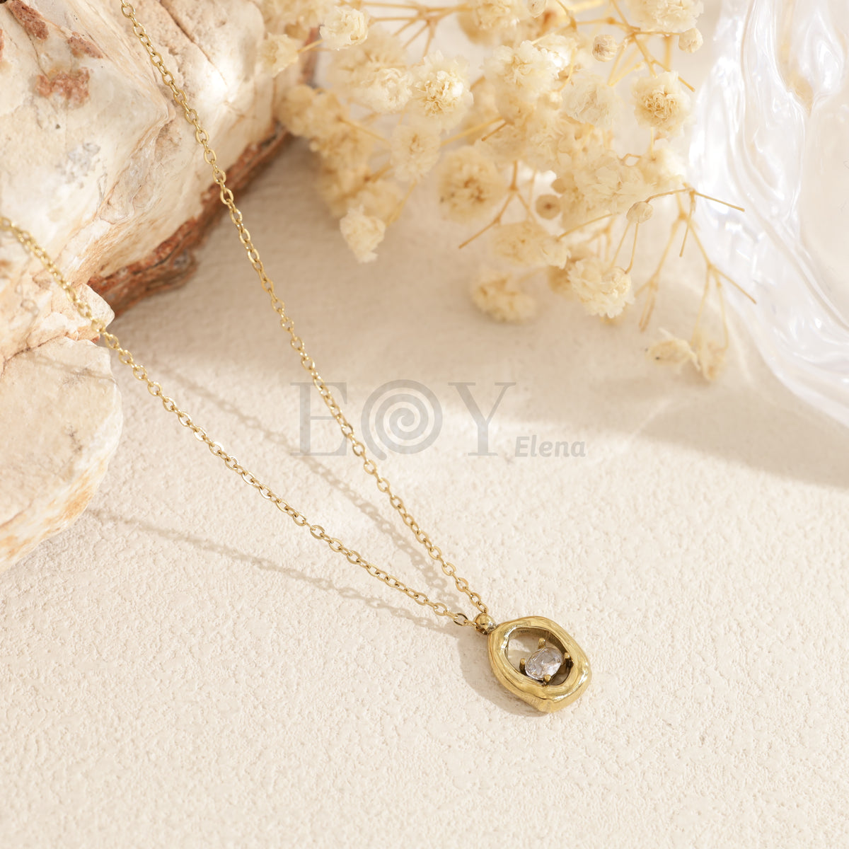 Collar redondo con piedra acero