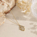 Collar Mano de Fátima con Circonitas