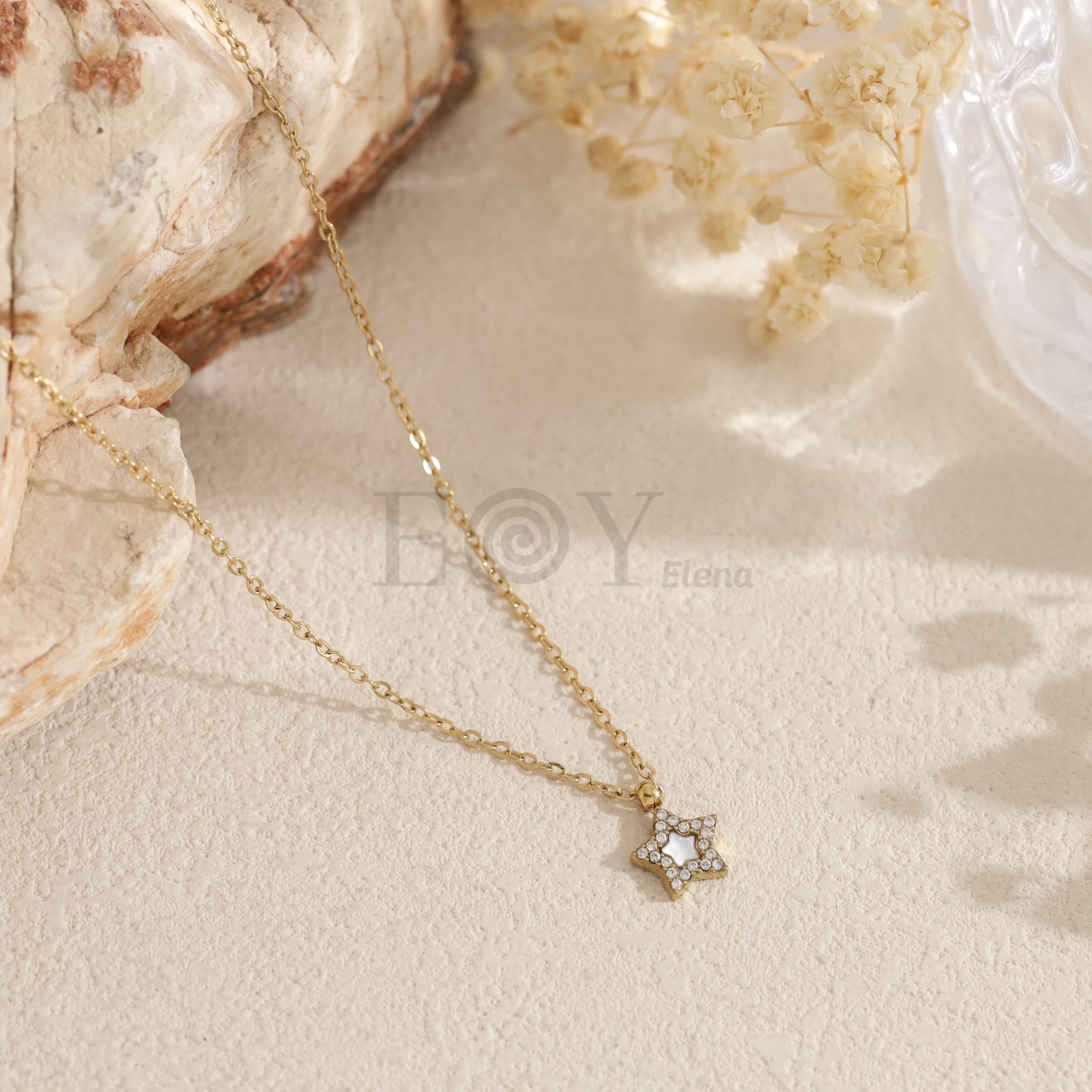 Collar Estrella Brillante con Circonitas