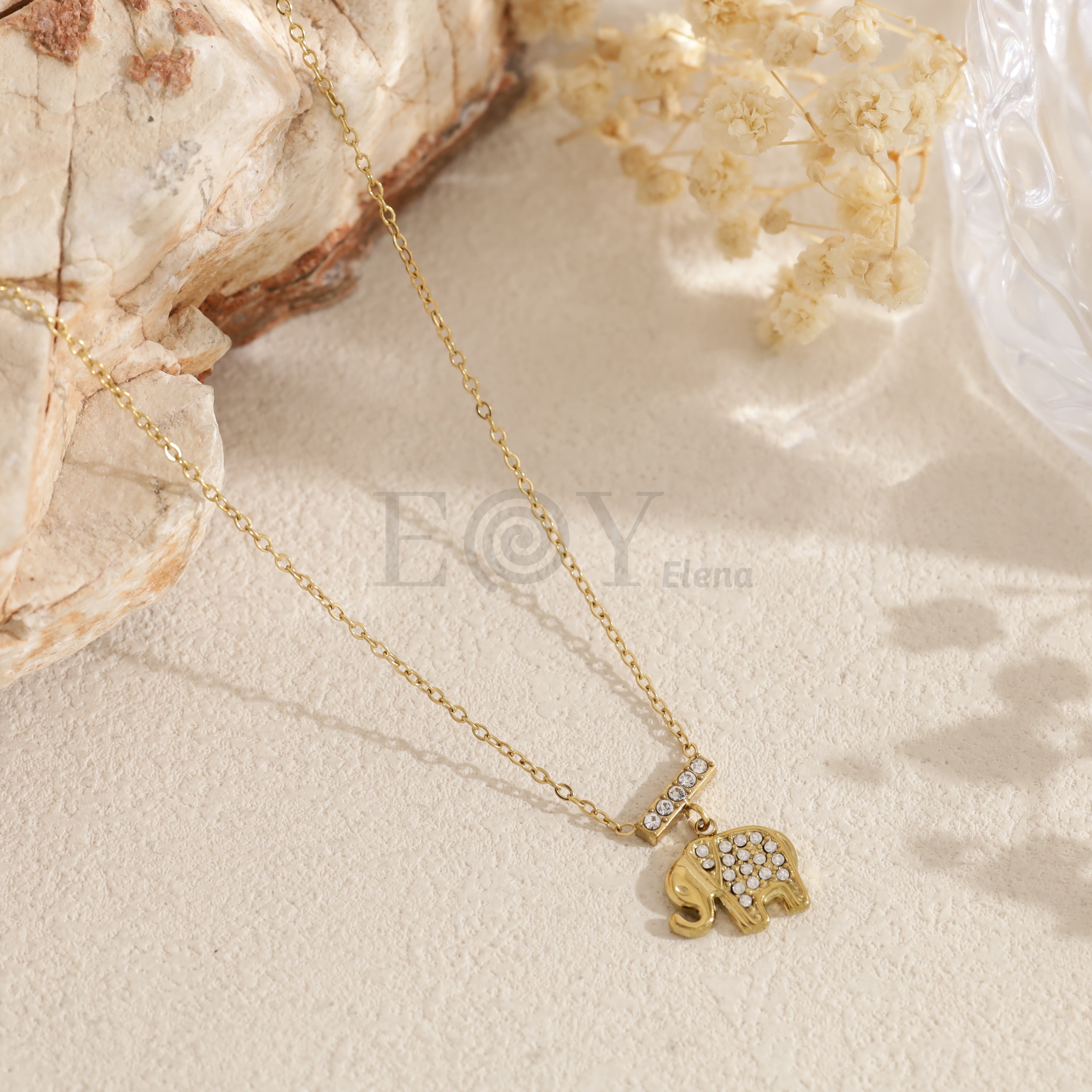 Collar elefante con circonitas