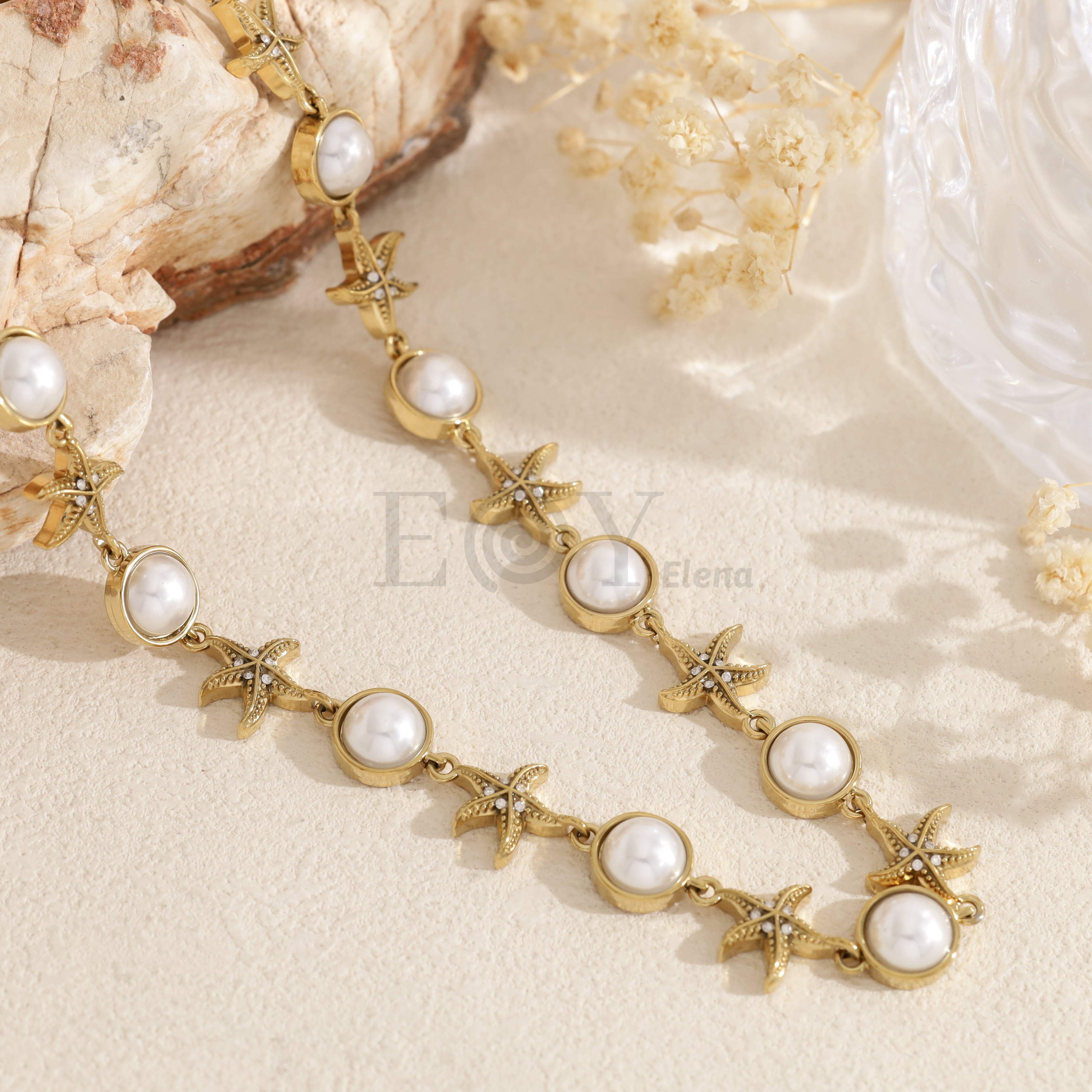 Collar de estrellas de mar con circonitas