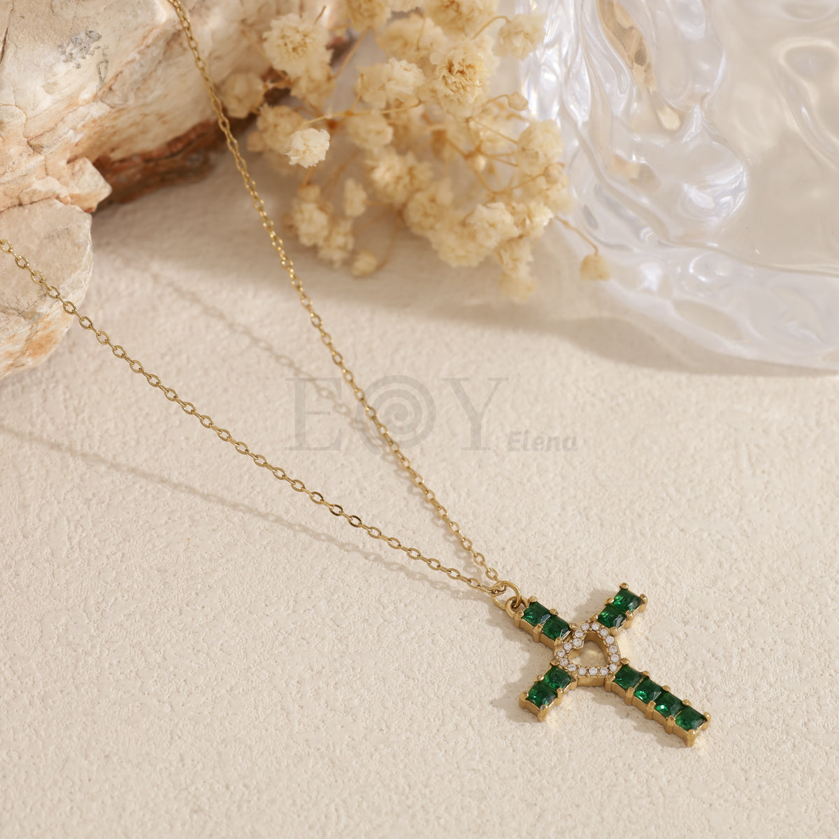 Collar cruz con piedra y corazón circonitas acero