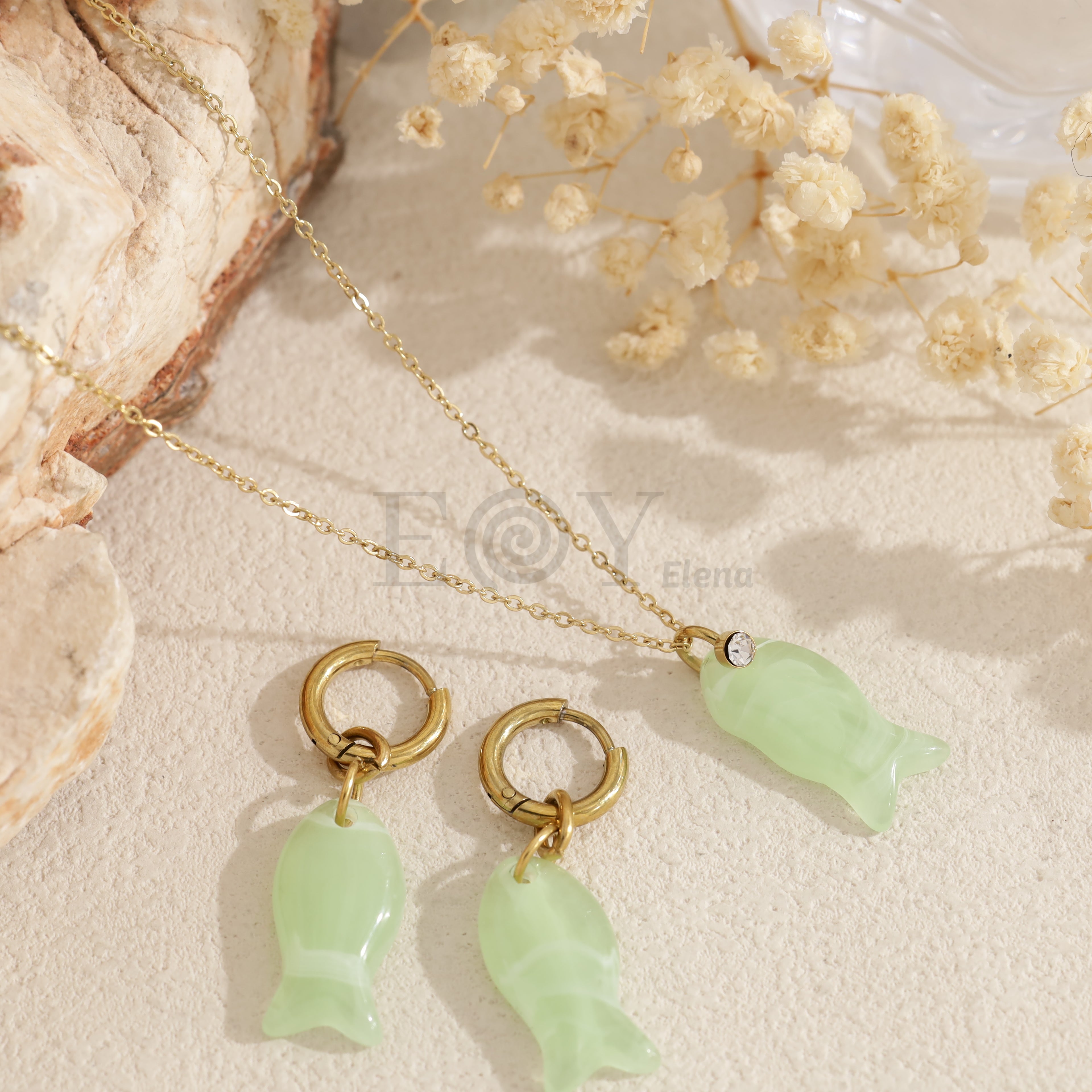 Collar pez color