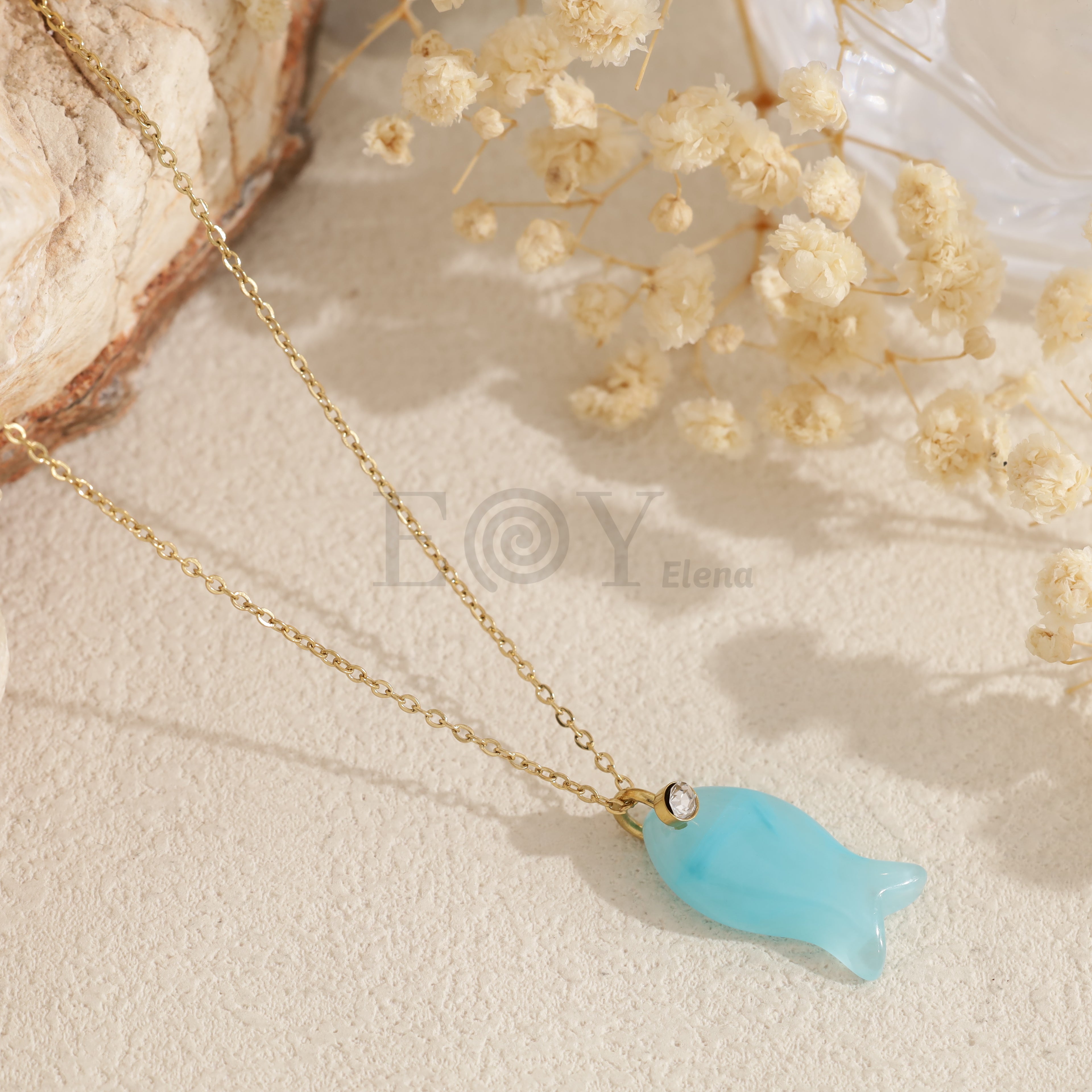 Collar pez color
