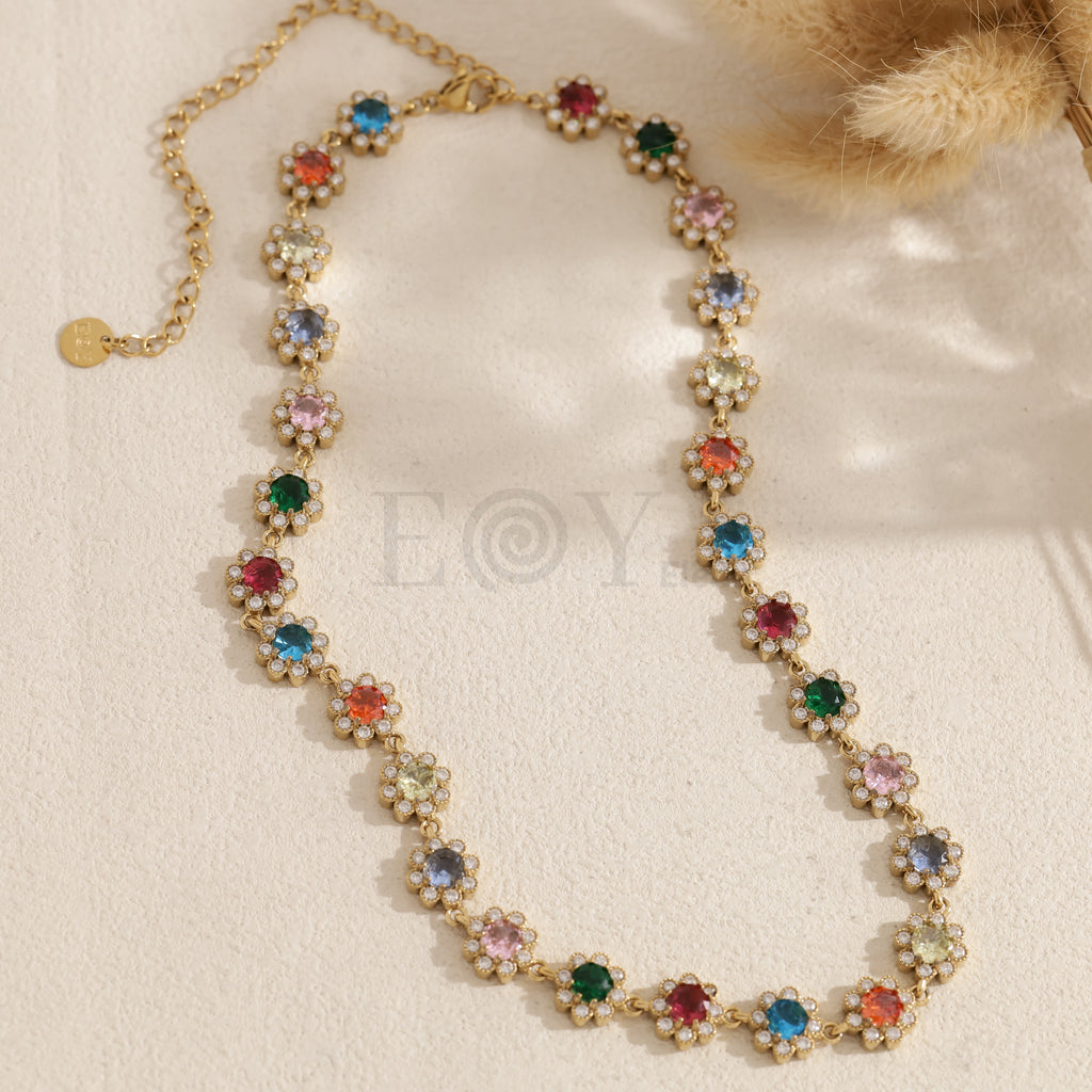 Collar flores circonitas color acero