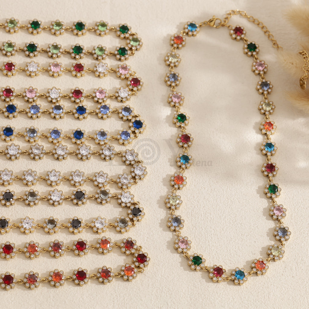 Collar flores circonitas color acero