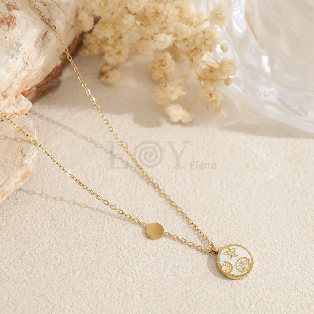 Collar chapa con figuras circonitas acero