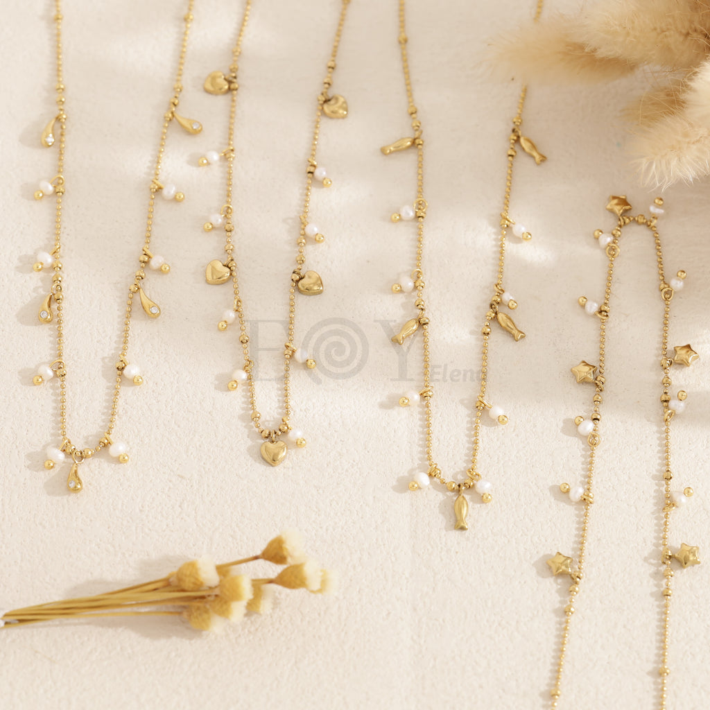 Collar chapas con perlas acero