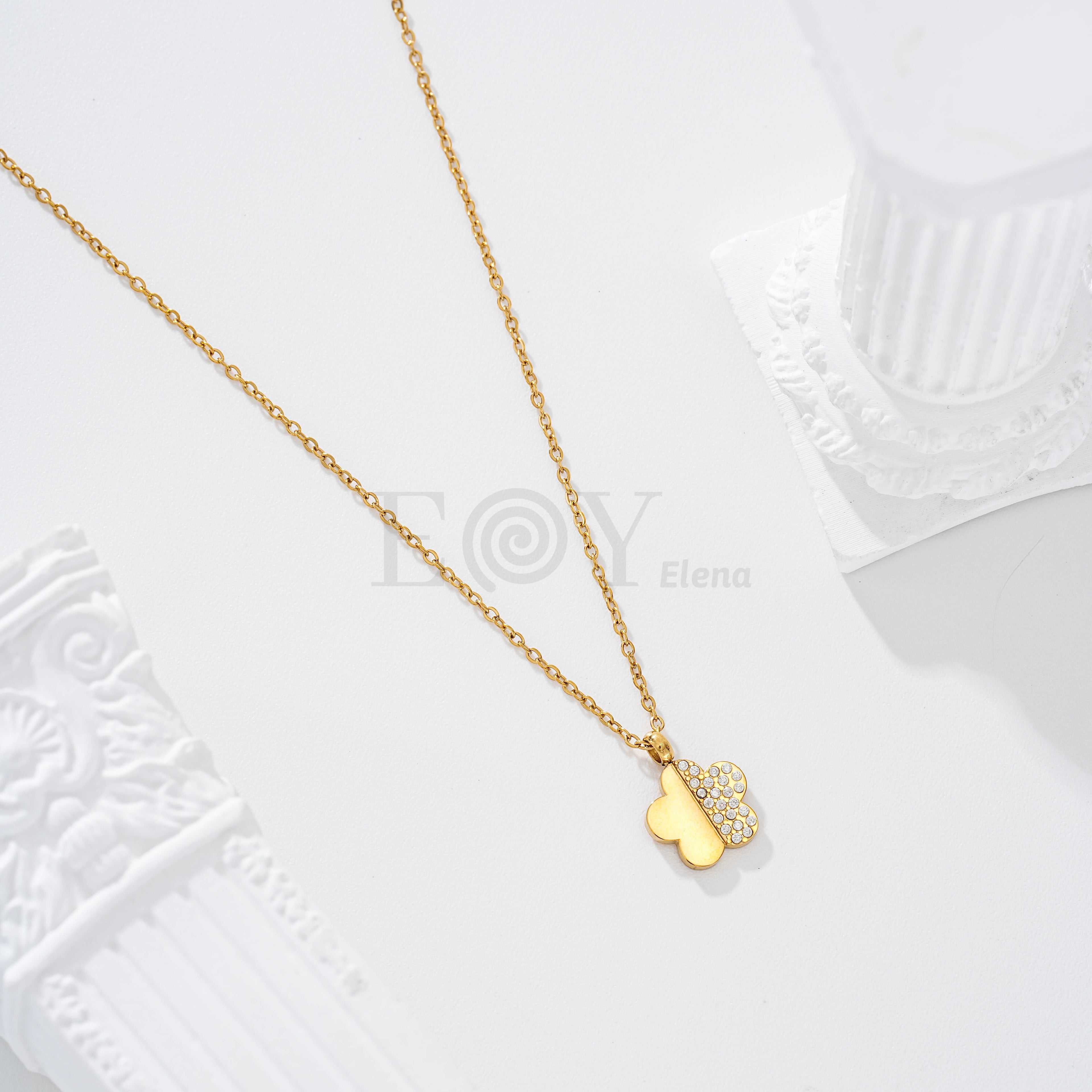 Collar flor mitad circonitas