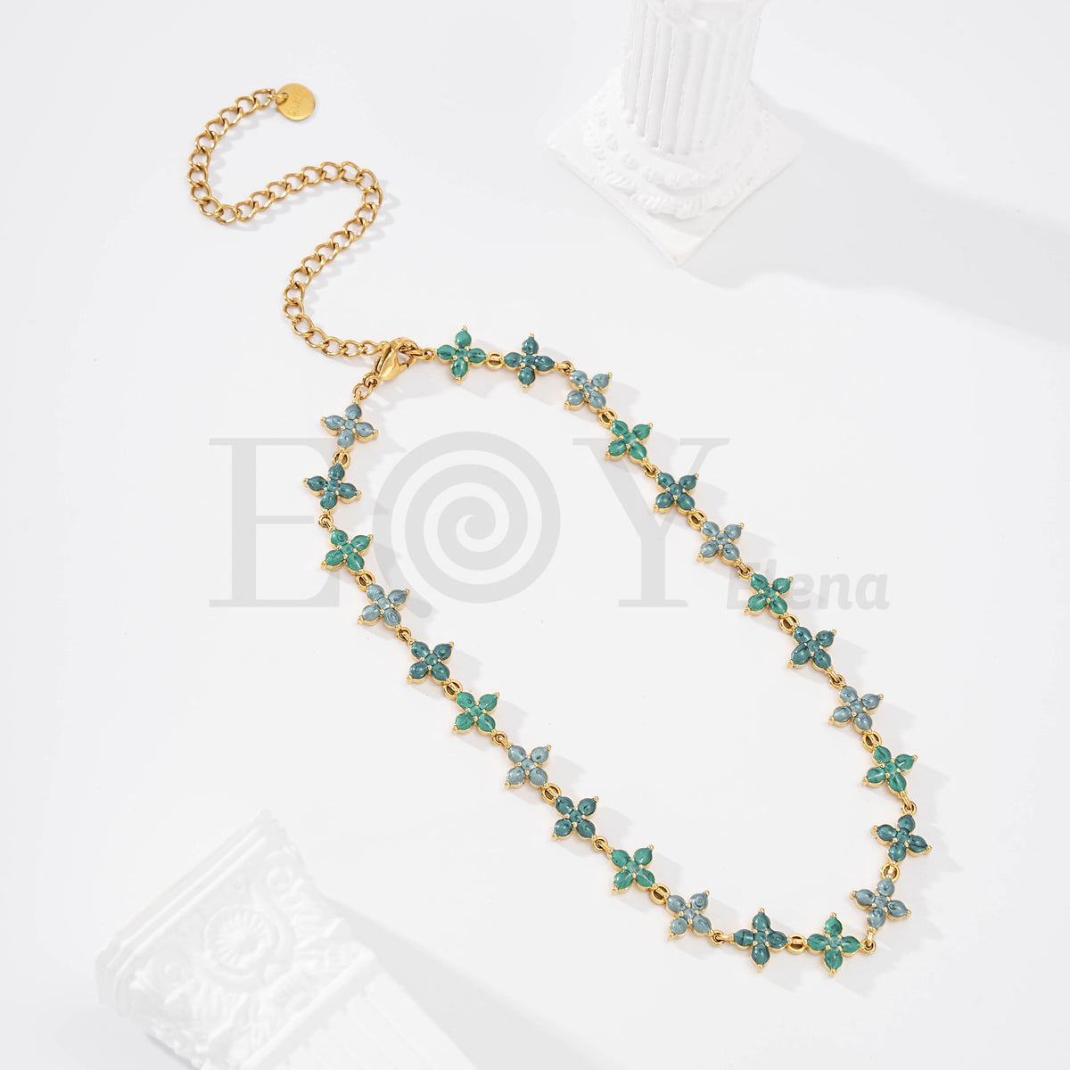 Collar flor color acero