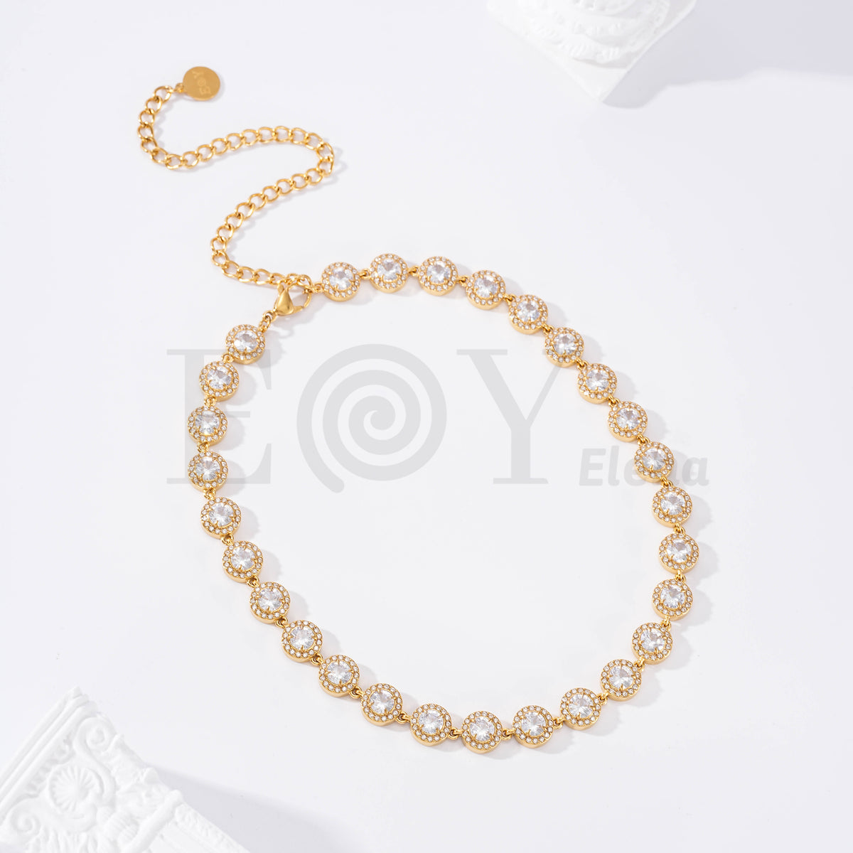 Collar de circonitas de acero