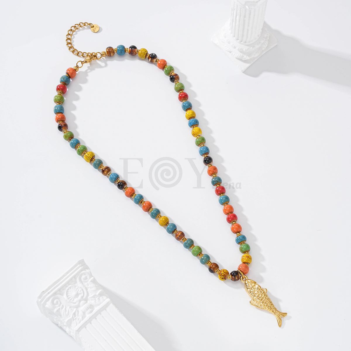 Collar bolas colores otoño con pez acero