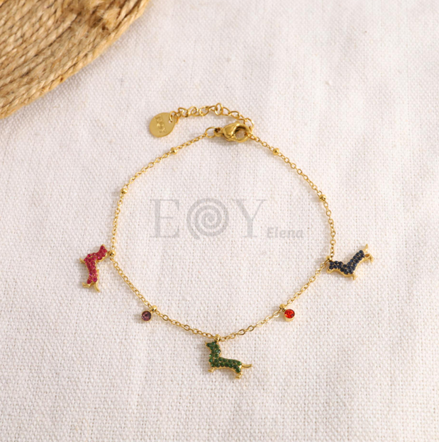 Pulsera perro salchicha con circonitas