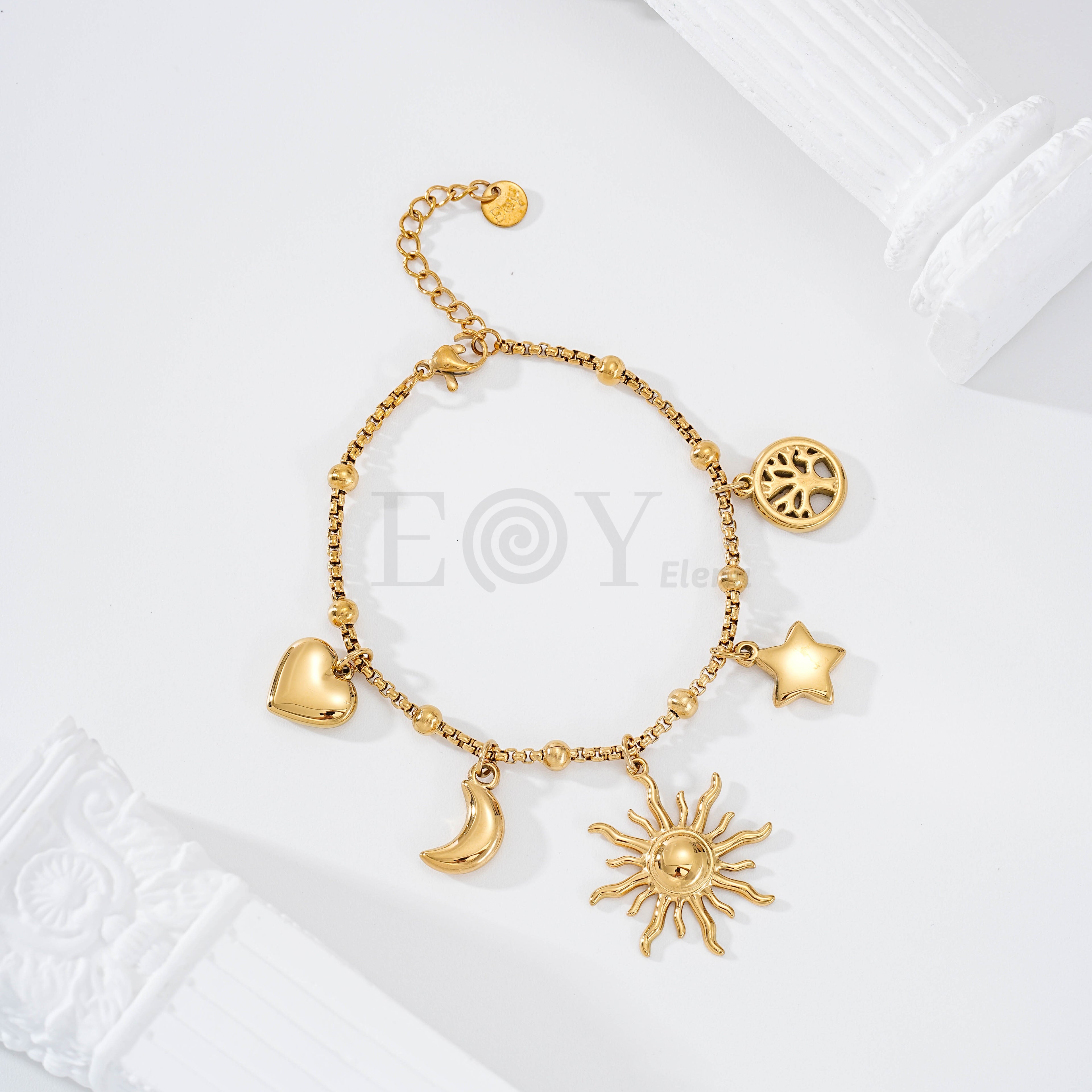 Pulsera con sol central y charms varios acero