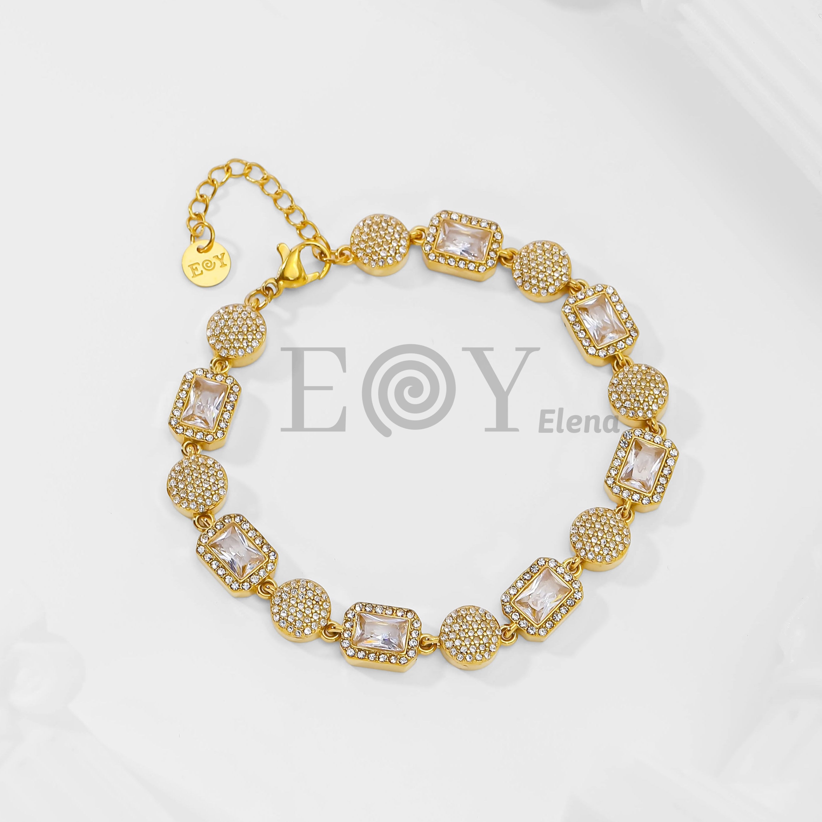 Pulsera con circonitas rectangulares y redondas