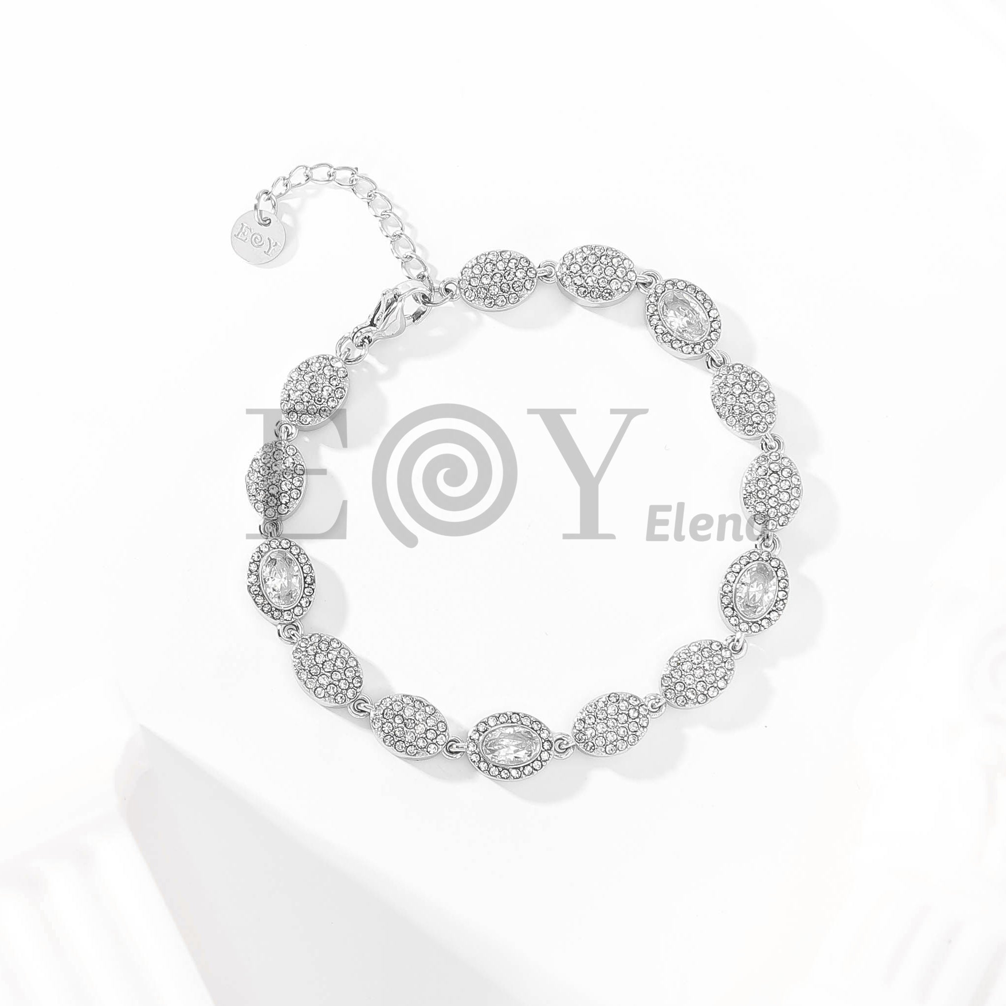Pulsera Ovalada con Circonitas