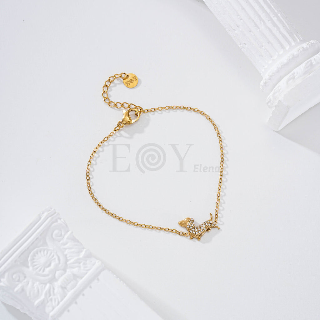 Pulsera con perro salchicha circonitas acero