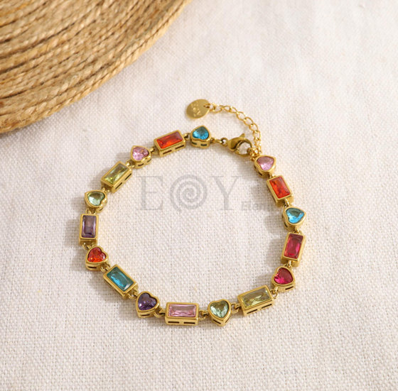 Pulsera con circonitas formas