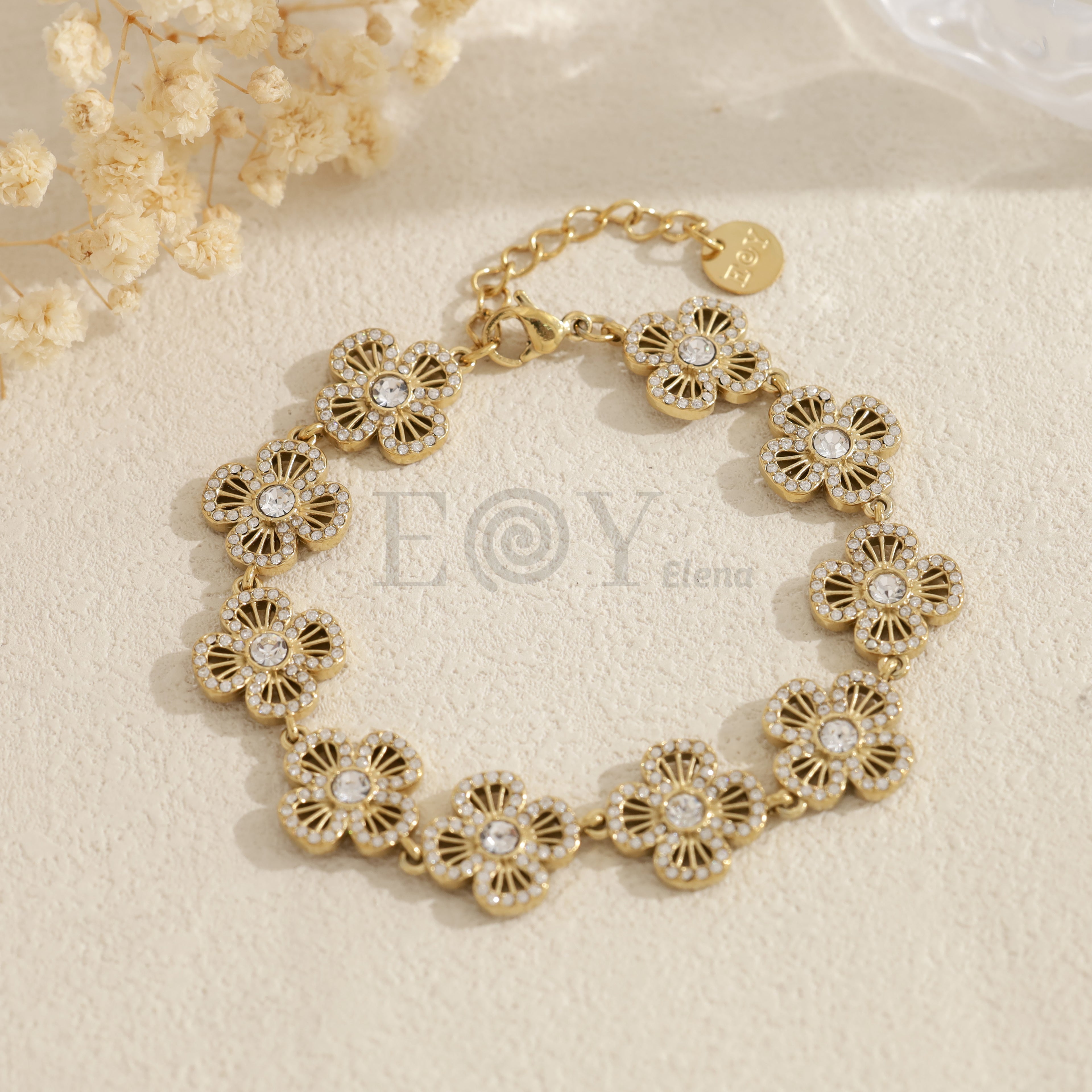 Pulsera de flores con circonitas